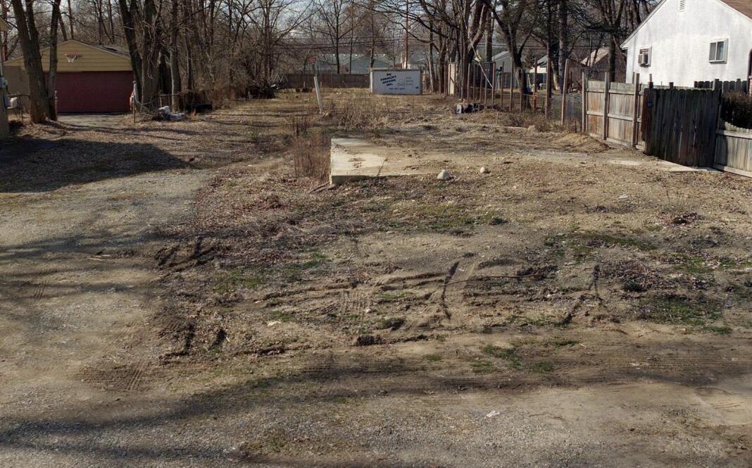 2699 Woodland Avenue Property Photo 1