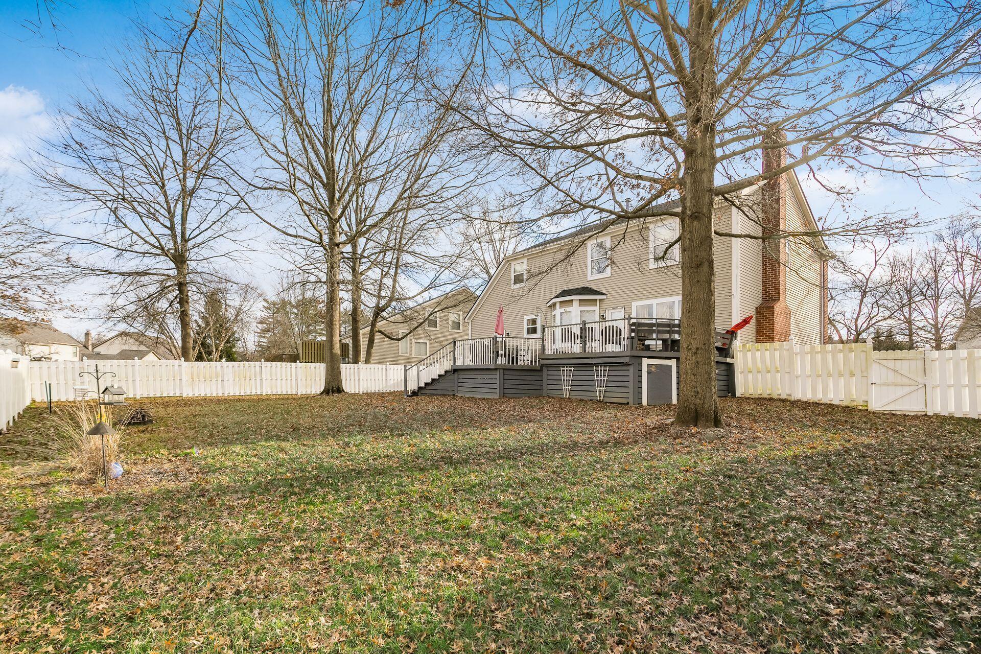 1018 Greythorne Place Property Photo 7