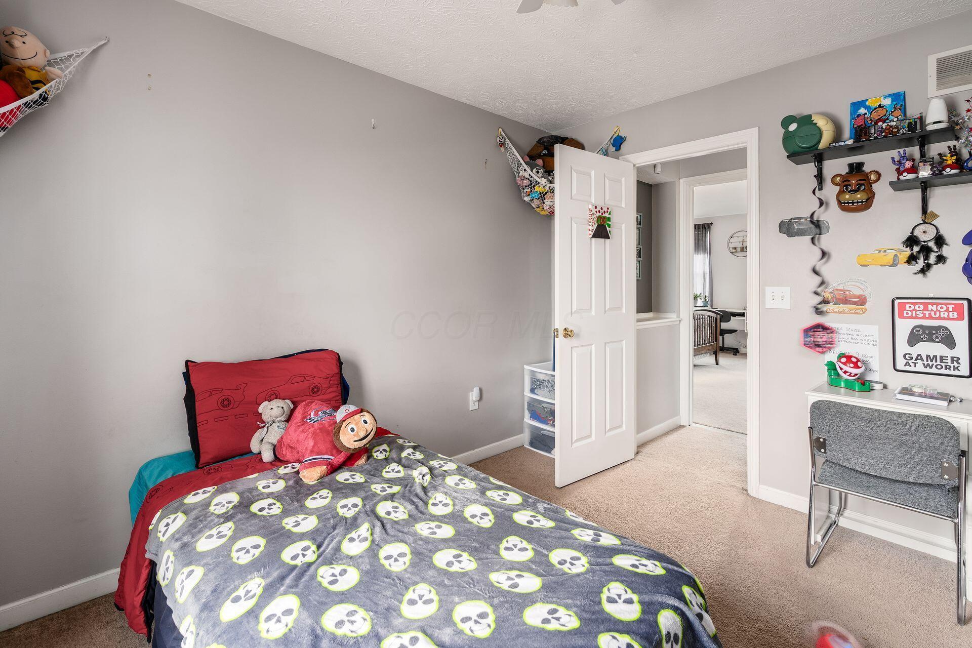 1018 Greythorne Place Property Photo 37