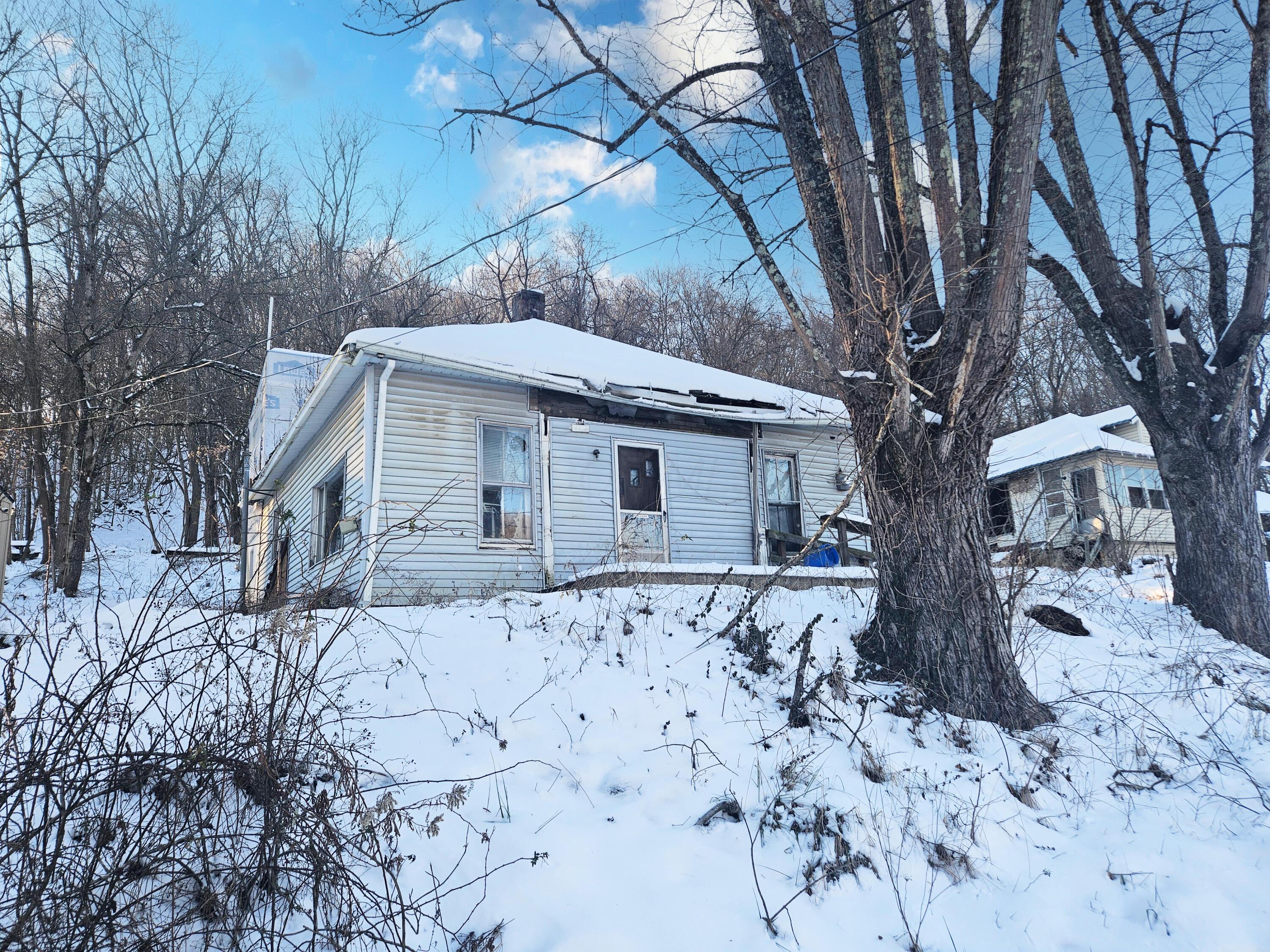 31 Locust Street Property Photo