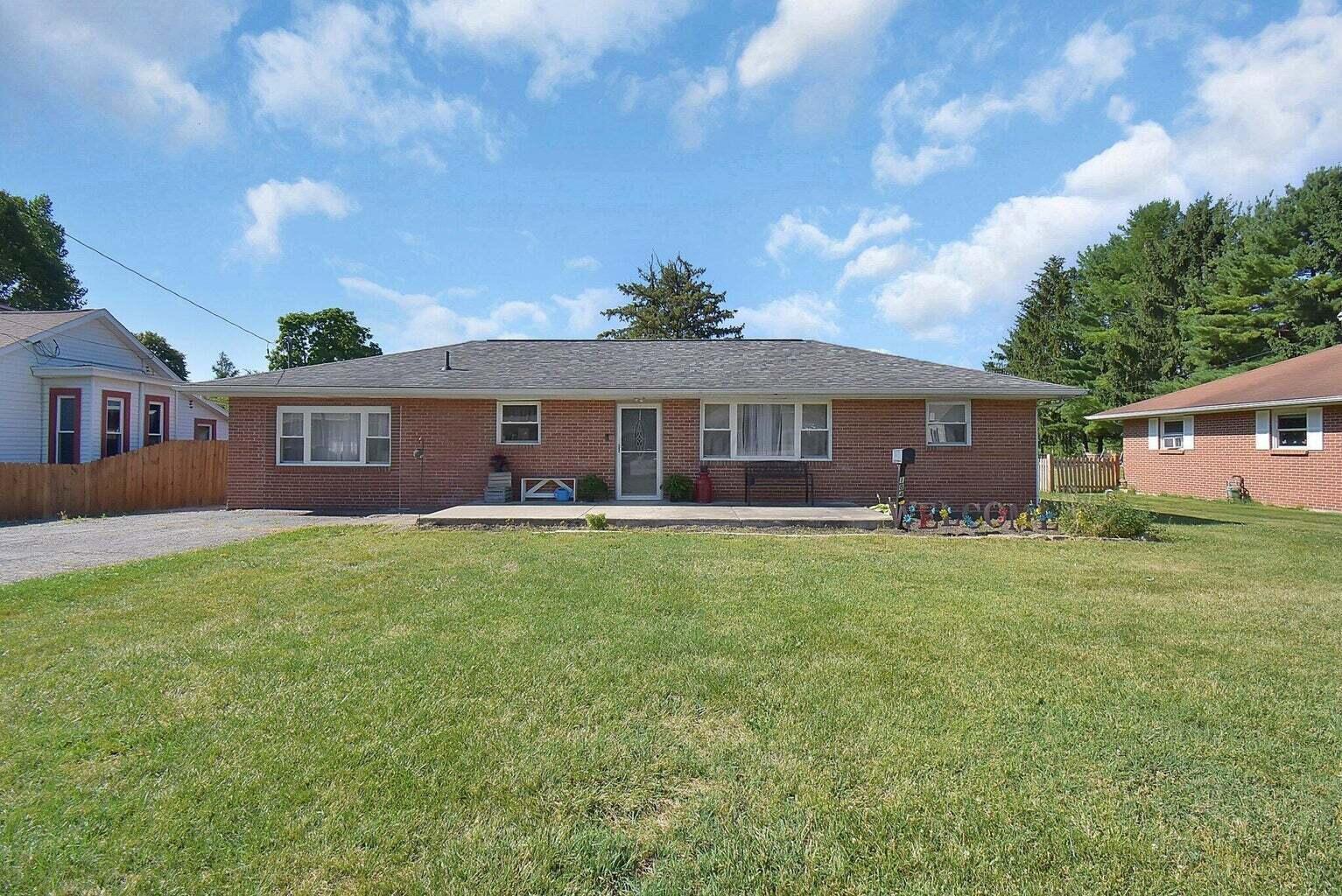 184 E Center Street Property Photo 2