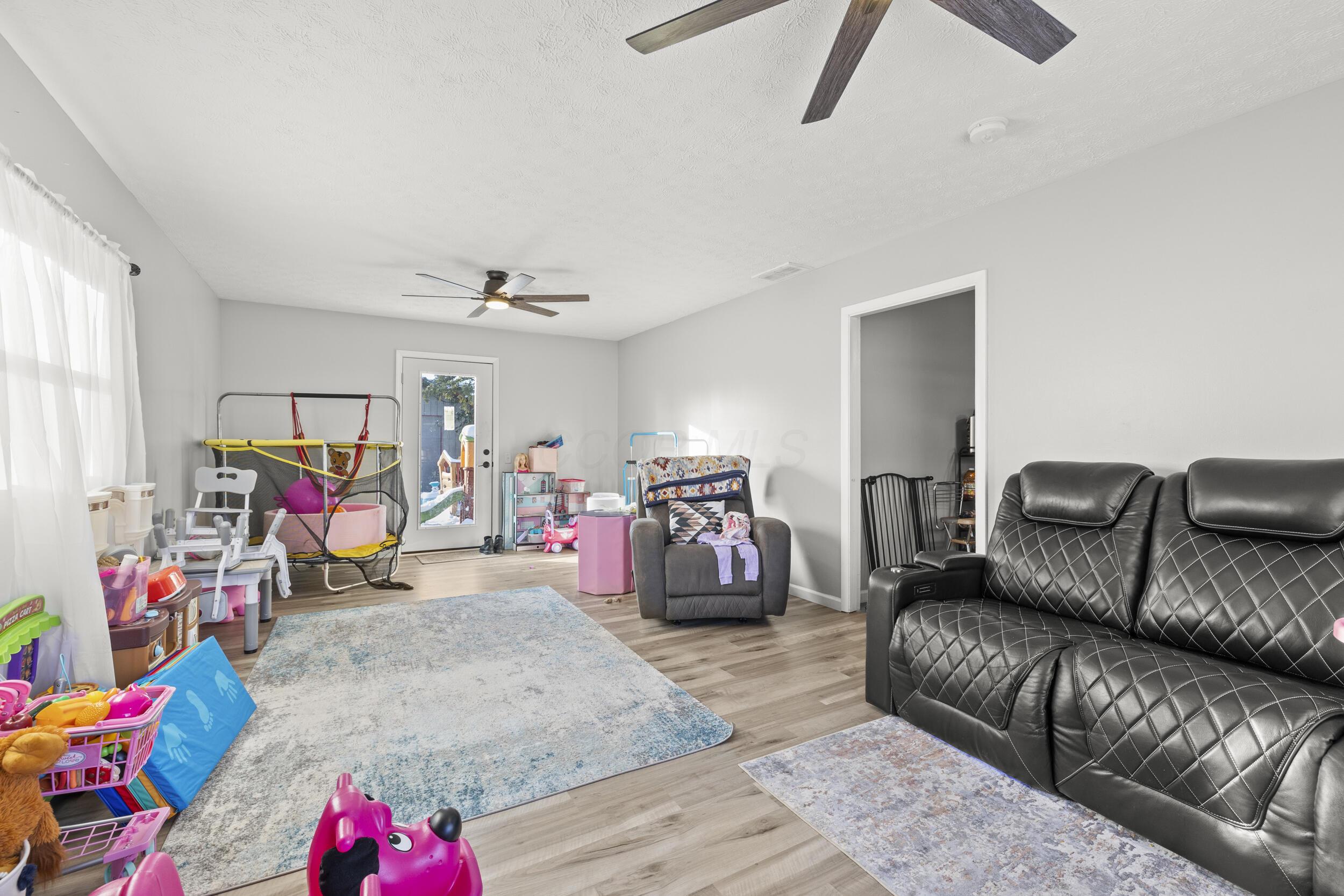 184 E Center Street Property Photo 11