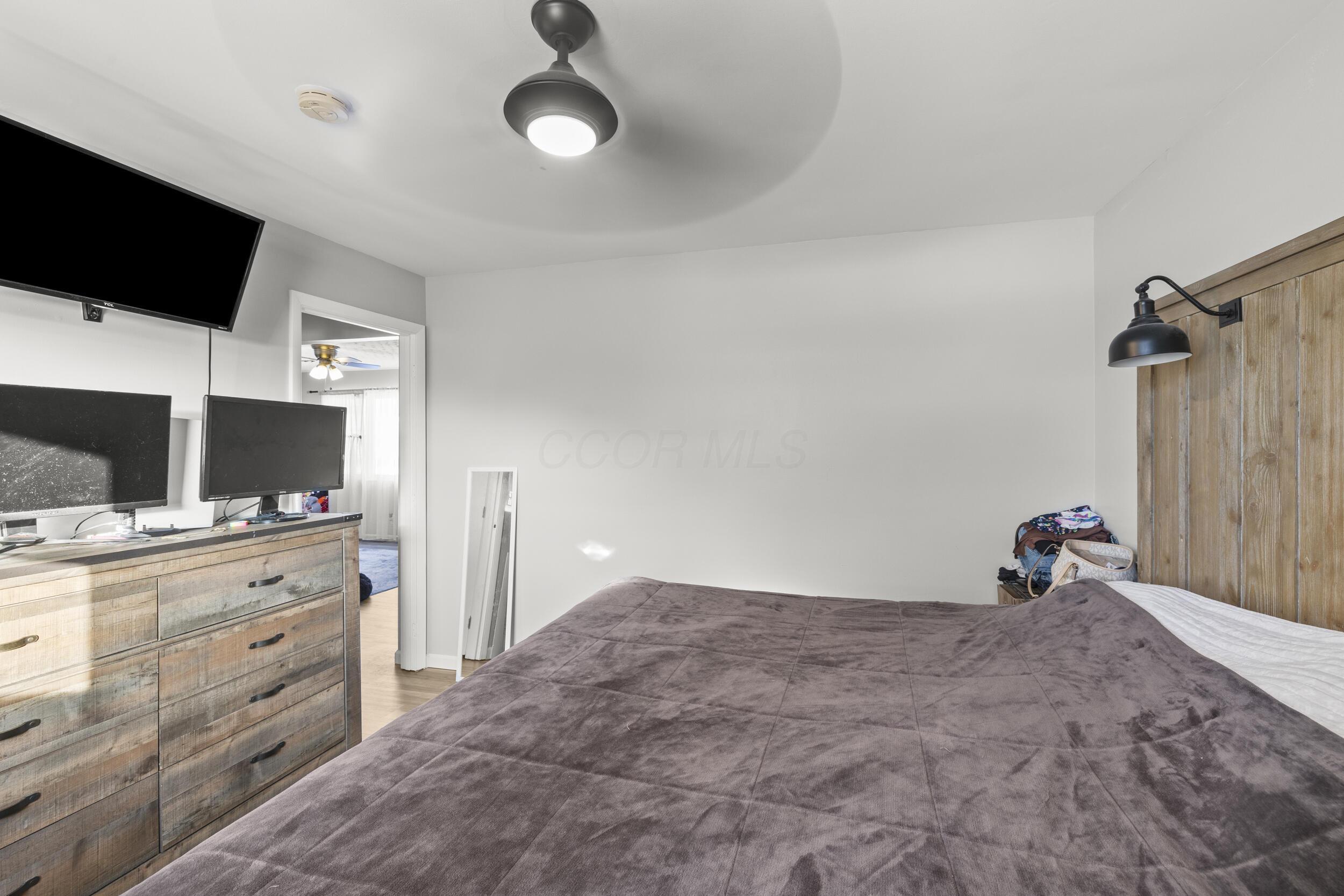 184 E Center Street Property Photo 15