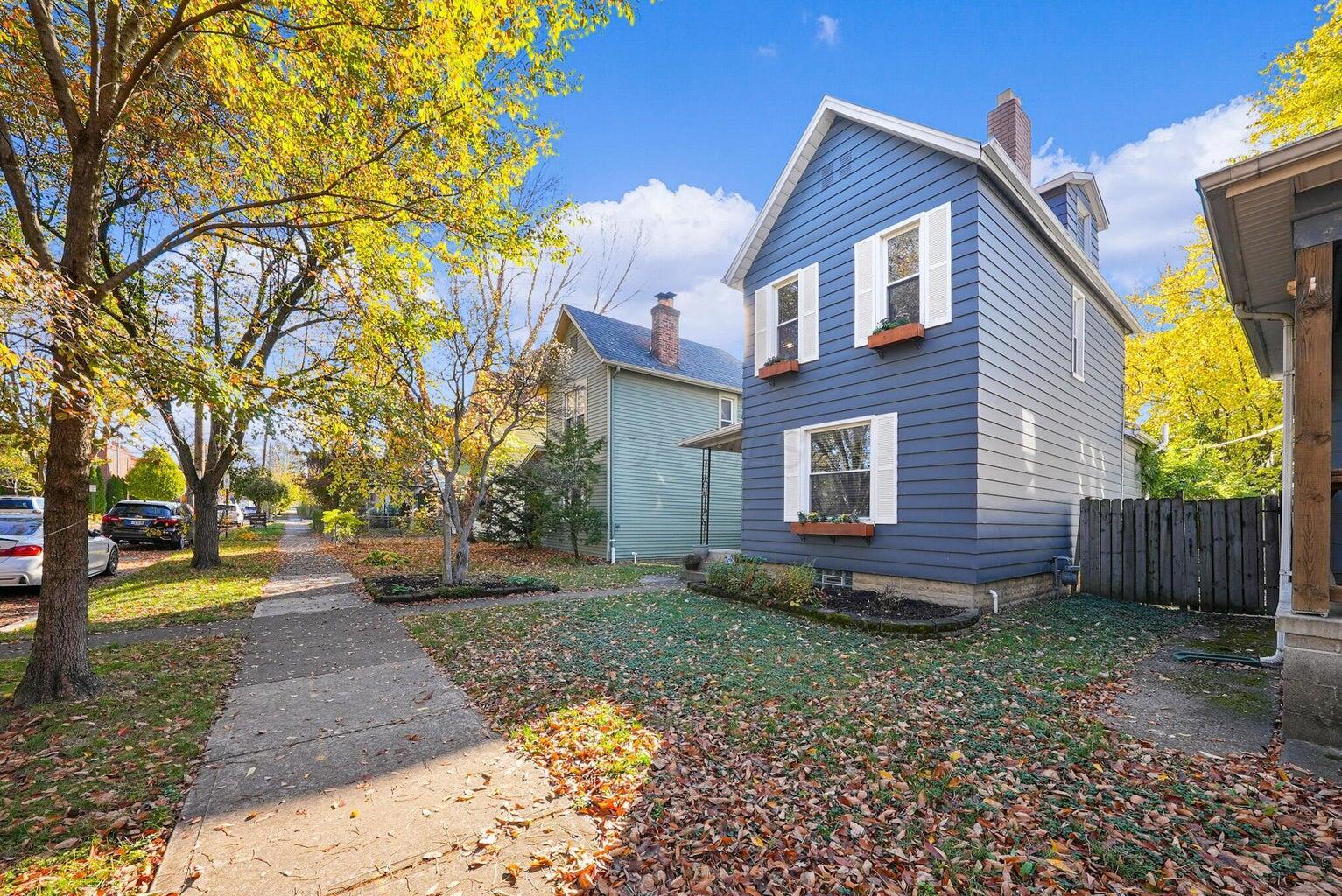 373 E Mithoff Street Property Photo 2