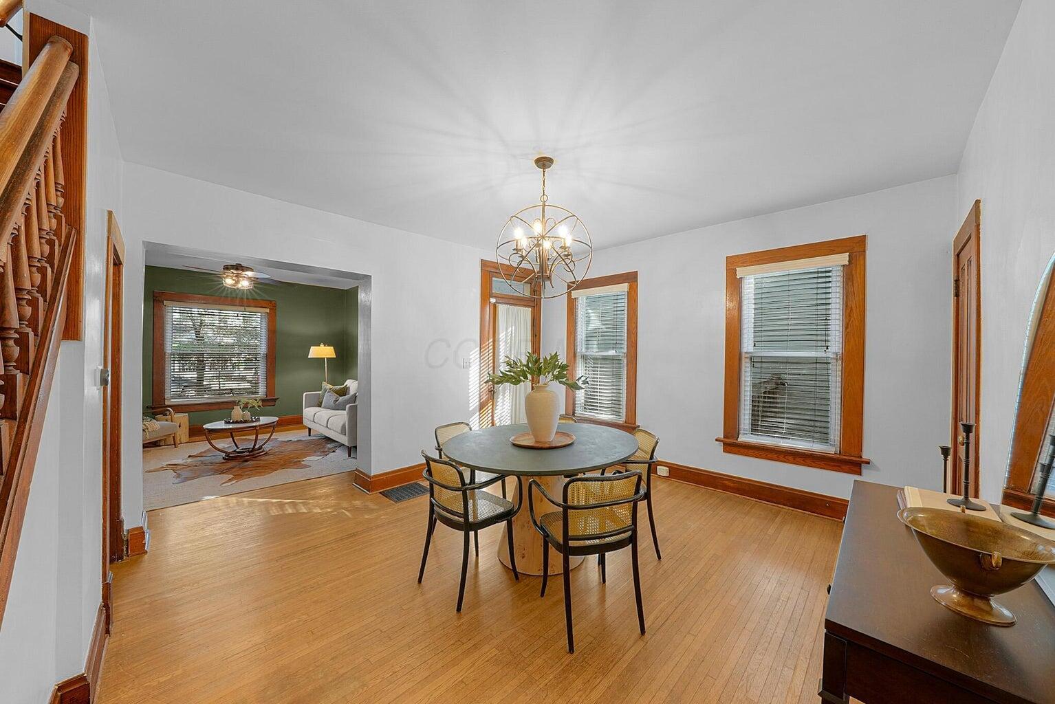 373 E Mithoff Street Property Photo 8