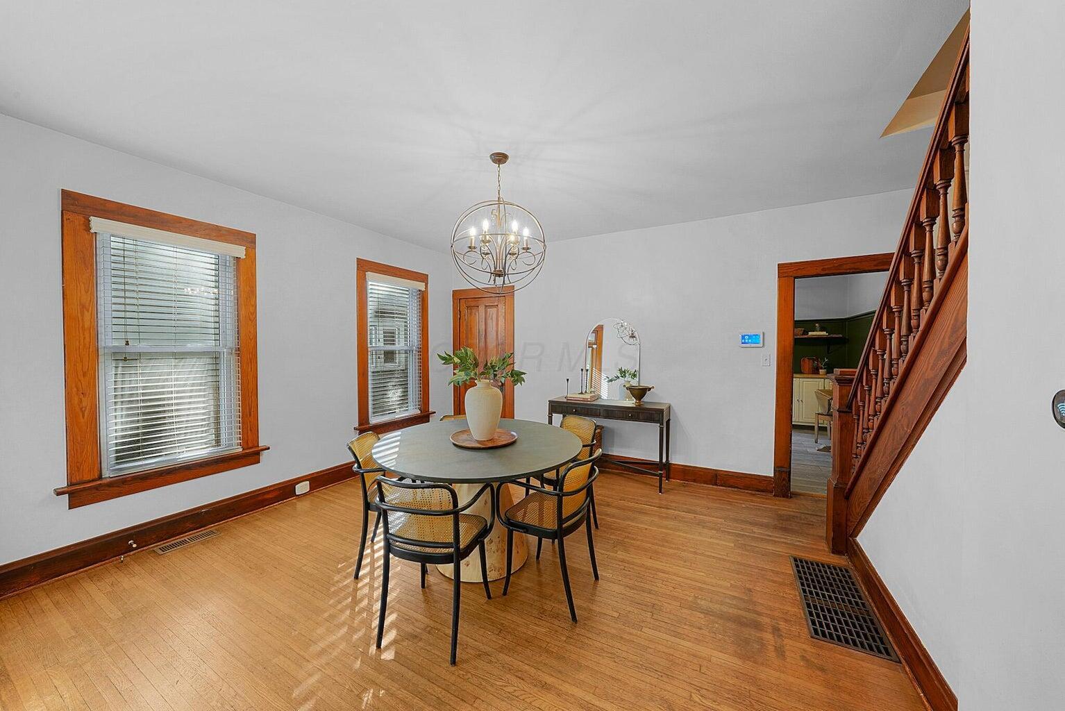 373 E Mithoff Street Property Photo 10