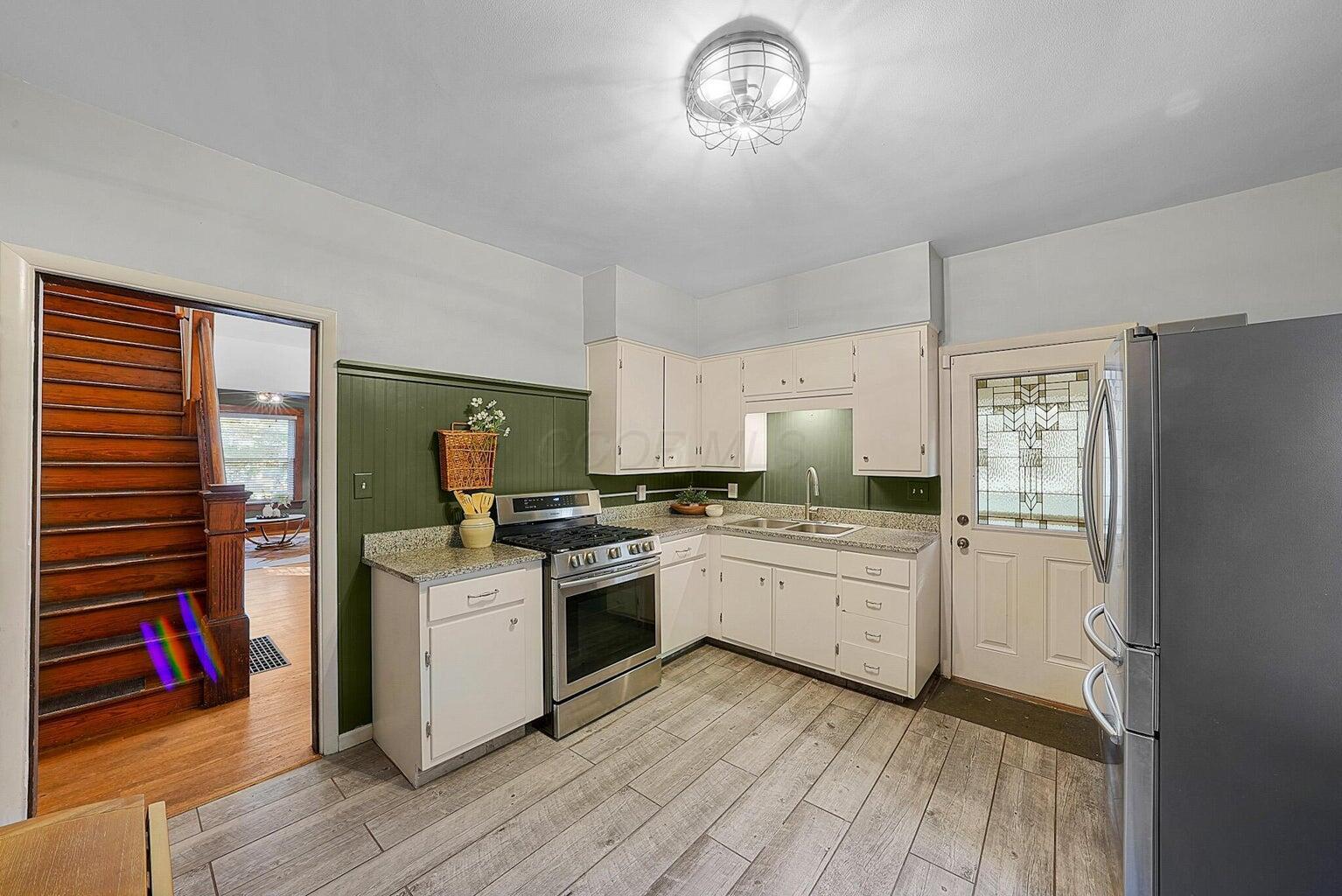 373 E Mithoff Street Property Photo 13