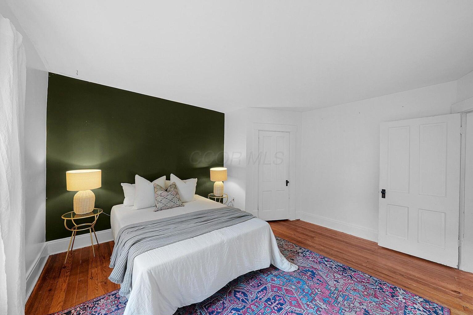 373 E Mithoff Street Property Photo 20