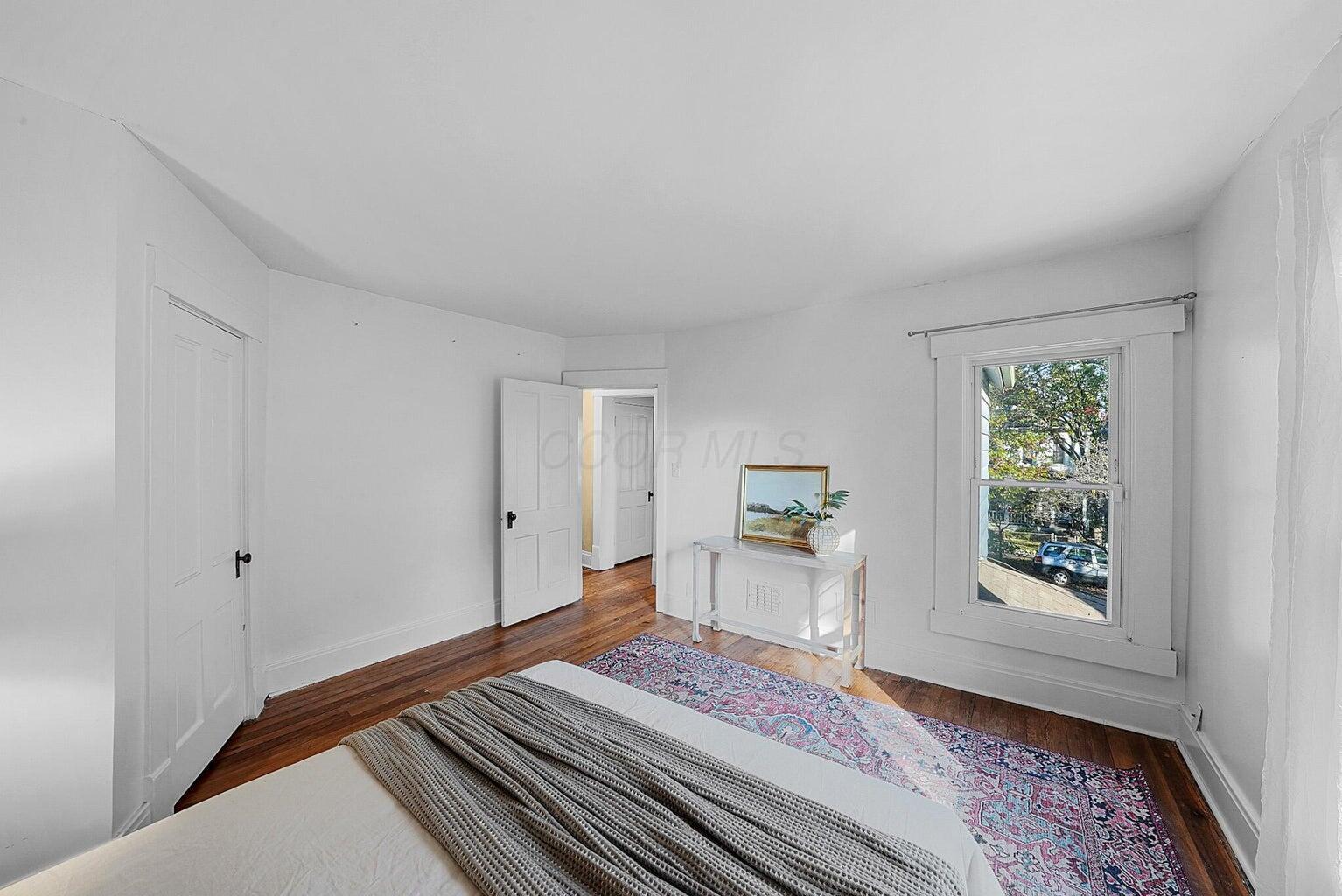 373 E Mithoff Street Property Photo 21