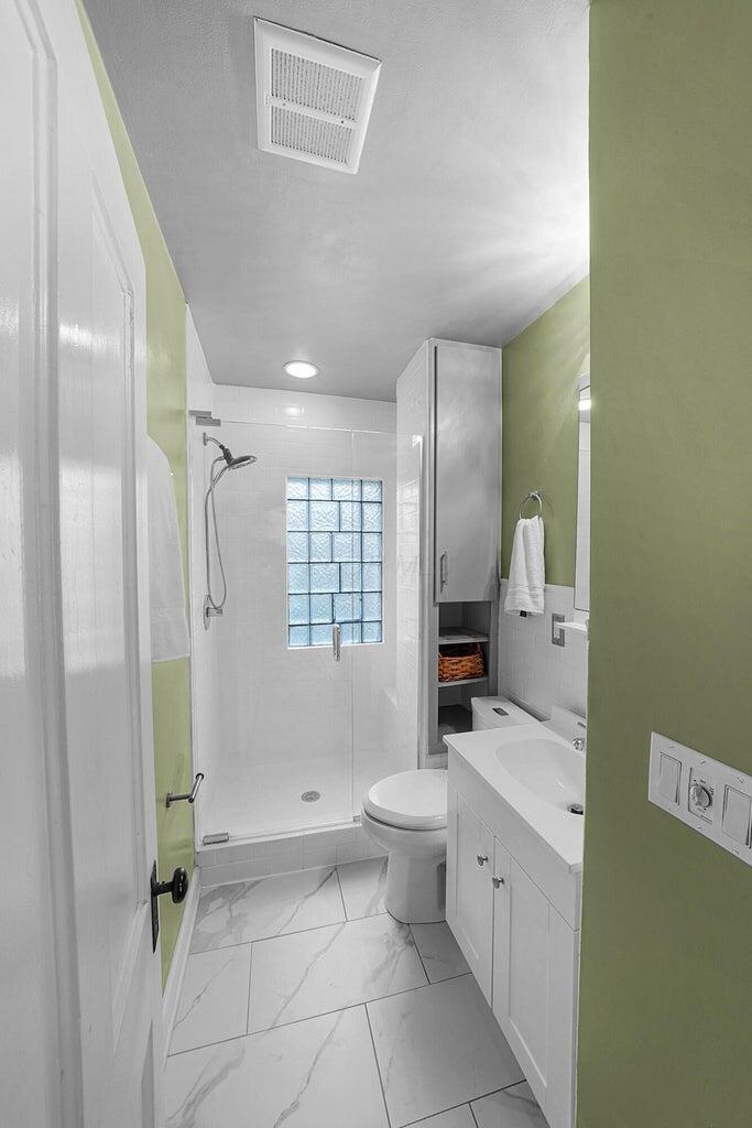 373 E Mithoff Street Property Photo 22