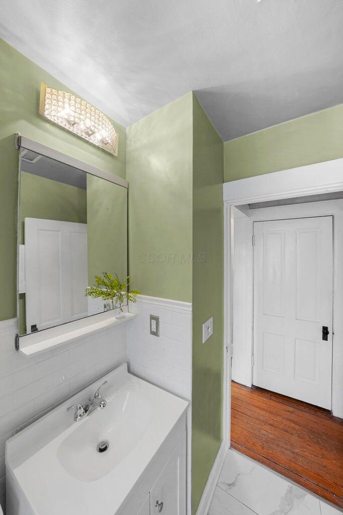 373 E Mithoff Street Property Photo 23