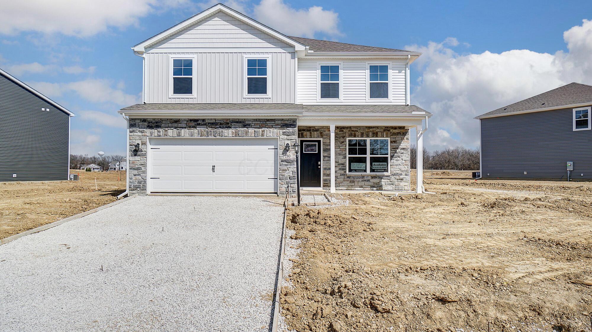 280 Sterndale Drive Property Photo 1