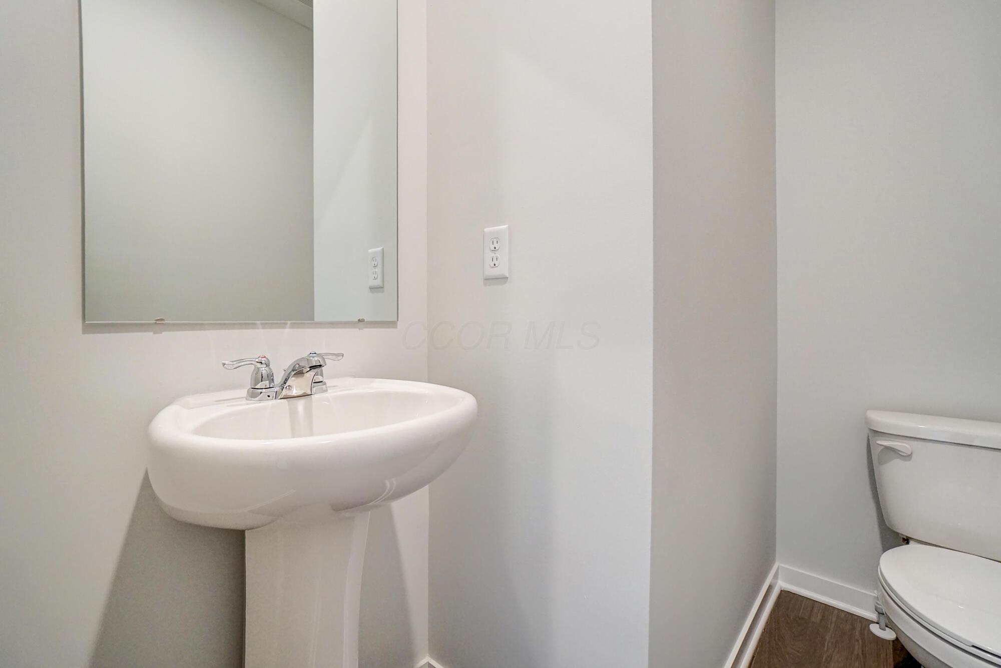276 Sterndale Drive Property Photo 15