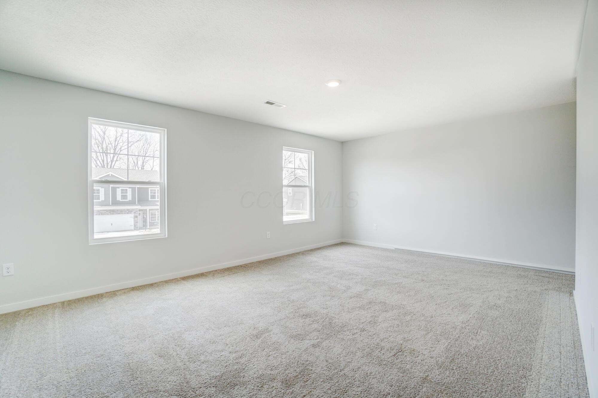 276 Sterndale Drive Property Photo 17