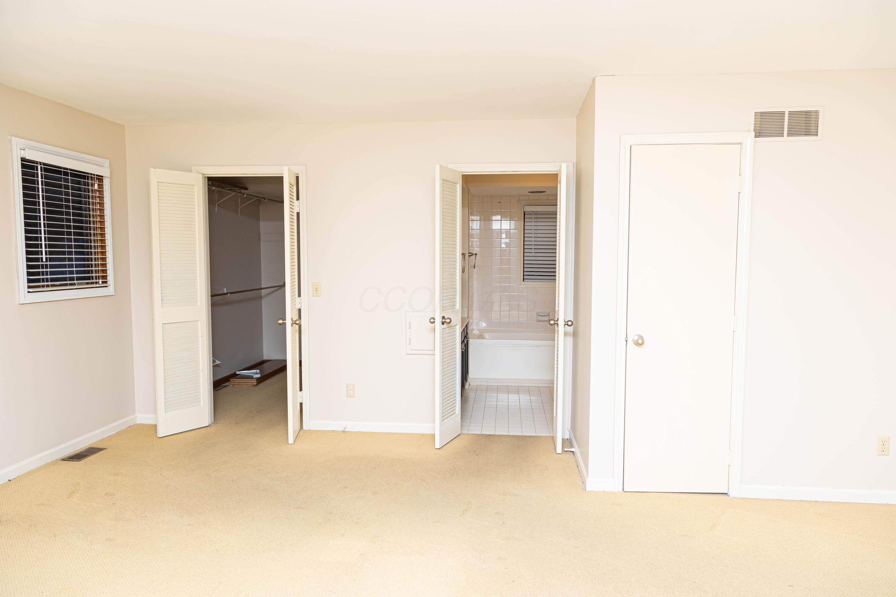 1627 Coppertree Lane Property Photo 25
