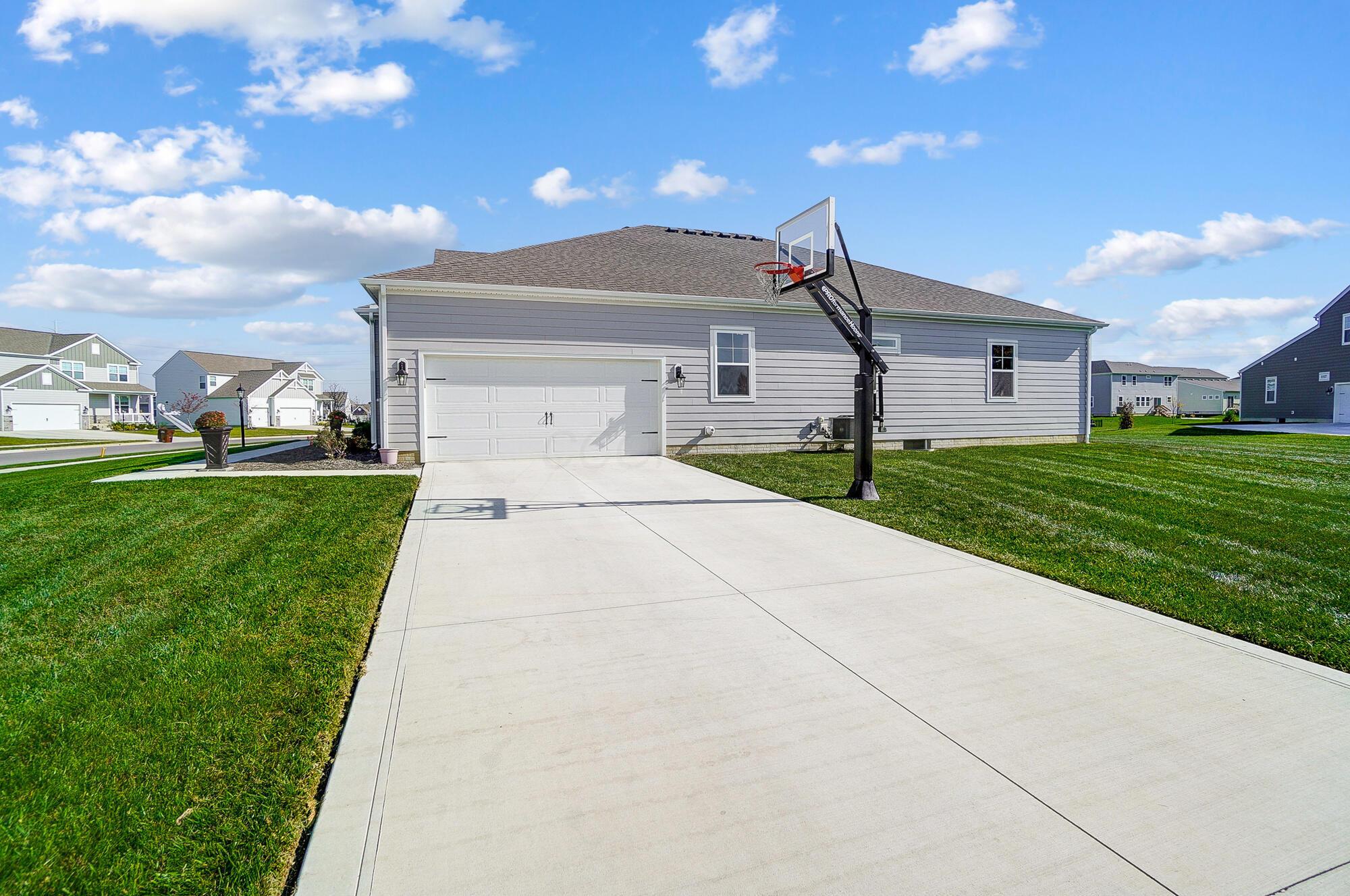 2588 Bellgrove Place Property Photo 3