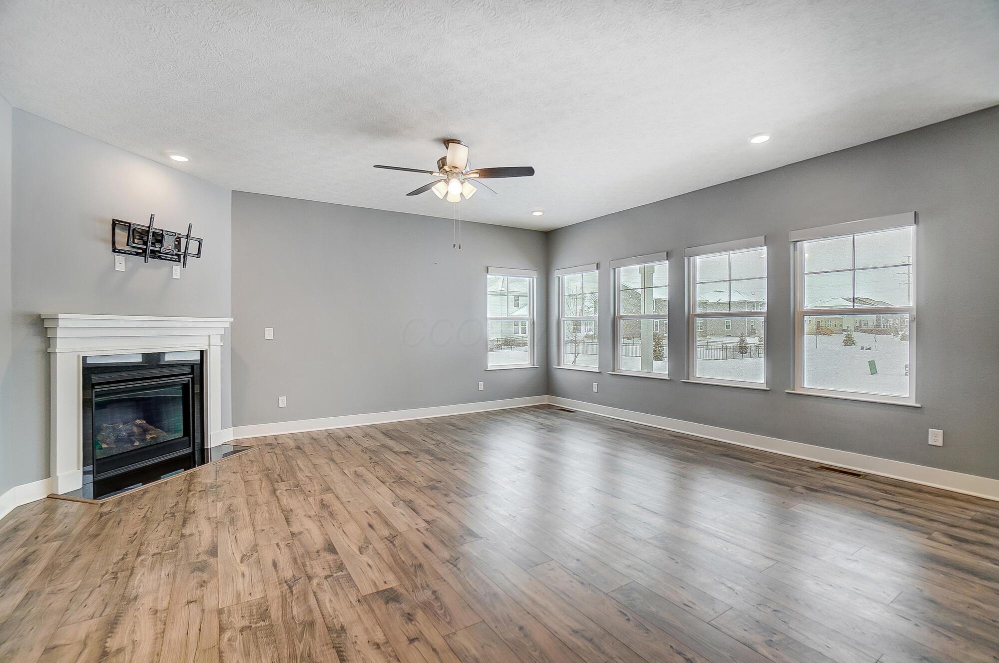 2588 Bellgrove Place Property Photo 11