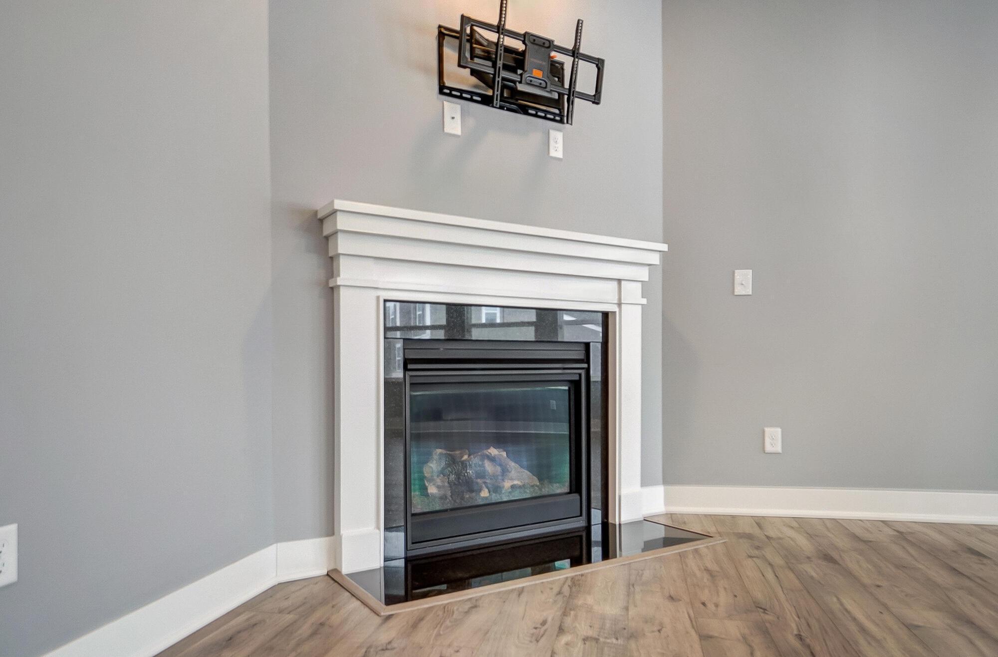 2588 Bellgrove Place Property Photo 16