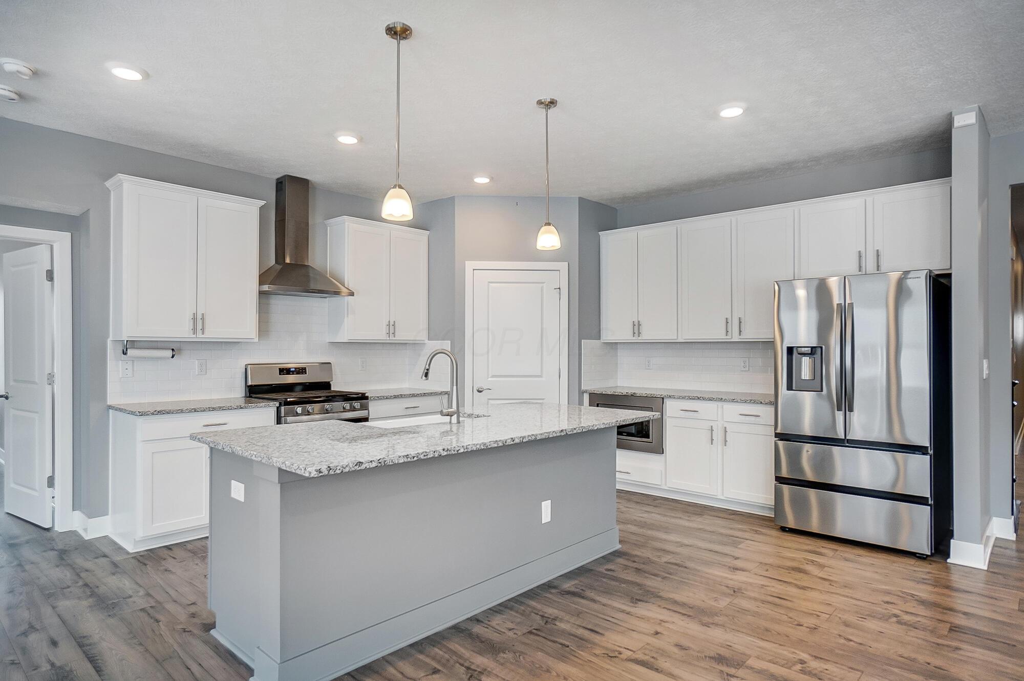 2588 Bellgrove Place Property Photo 17