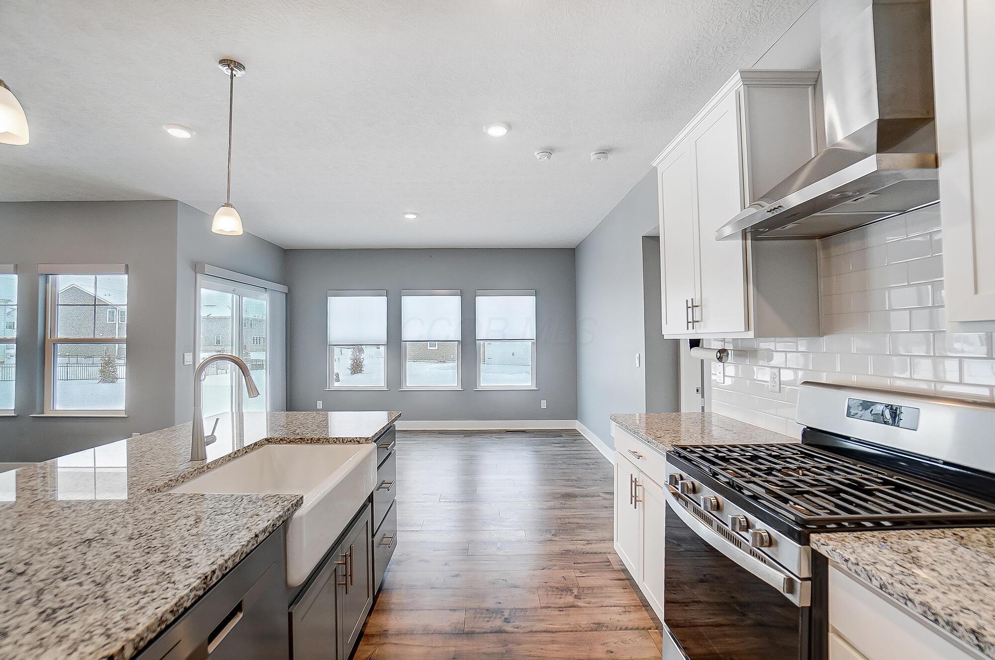 2588 Bellgrove Place Property Photo 19