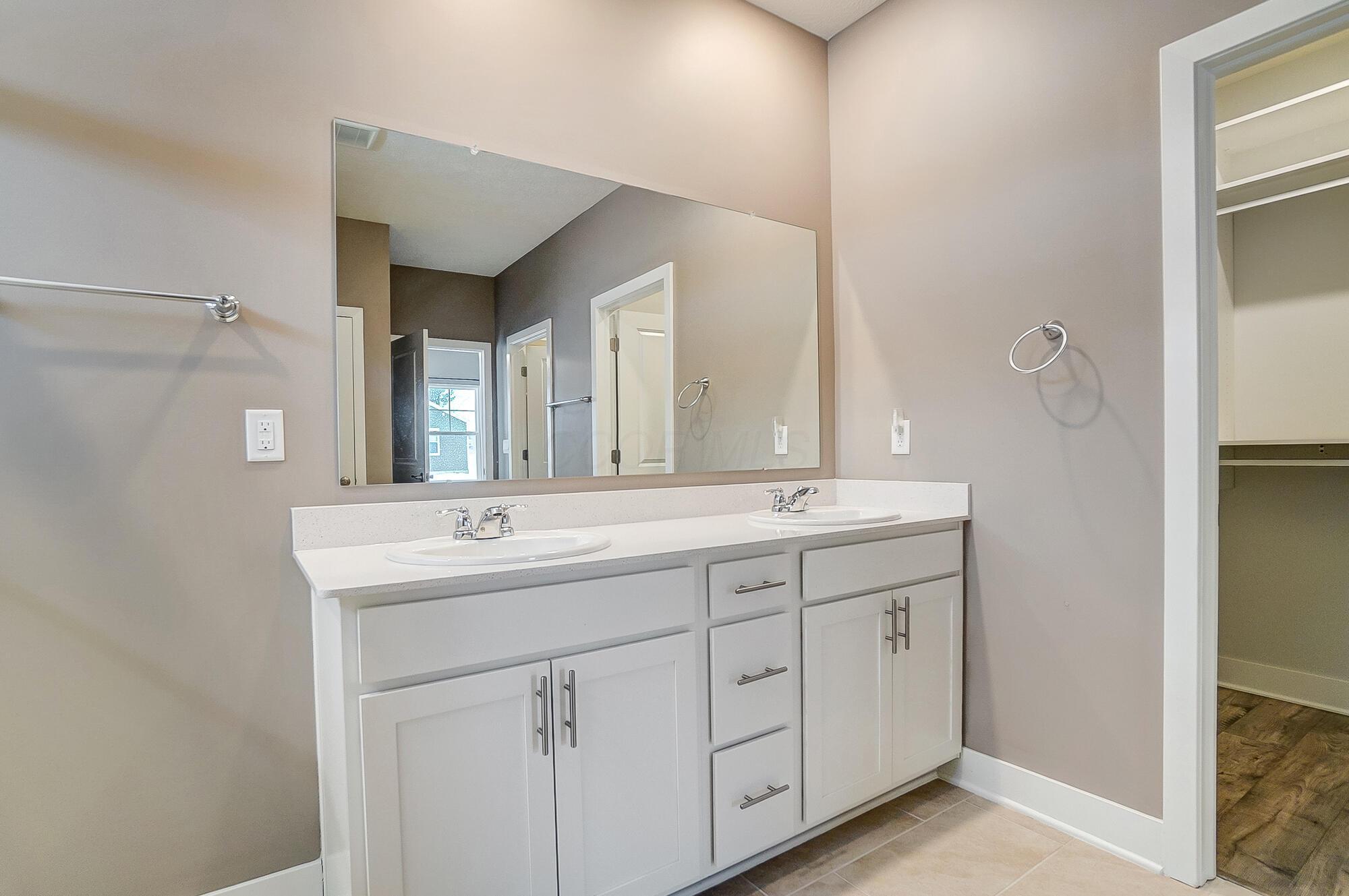 2588 Bellgrove Place Property Photo 33