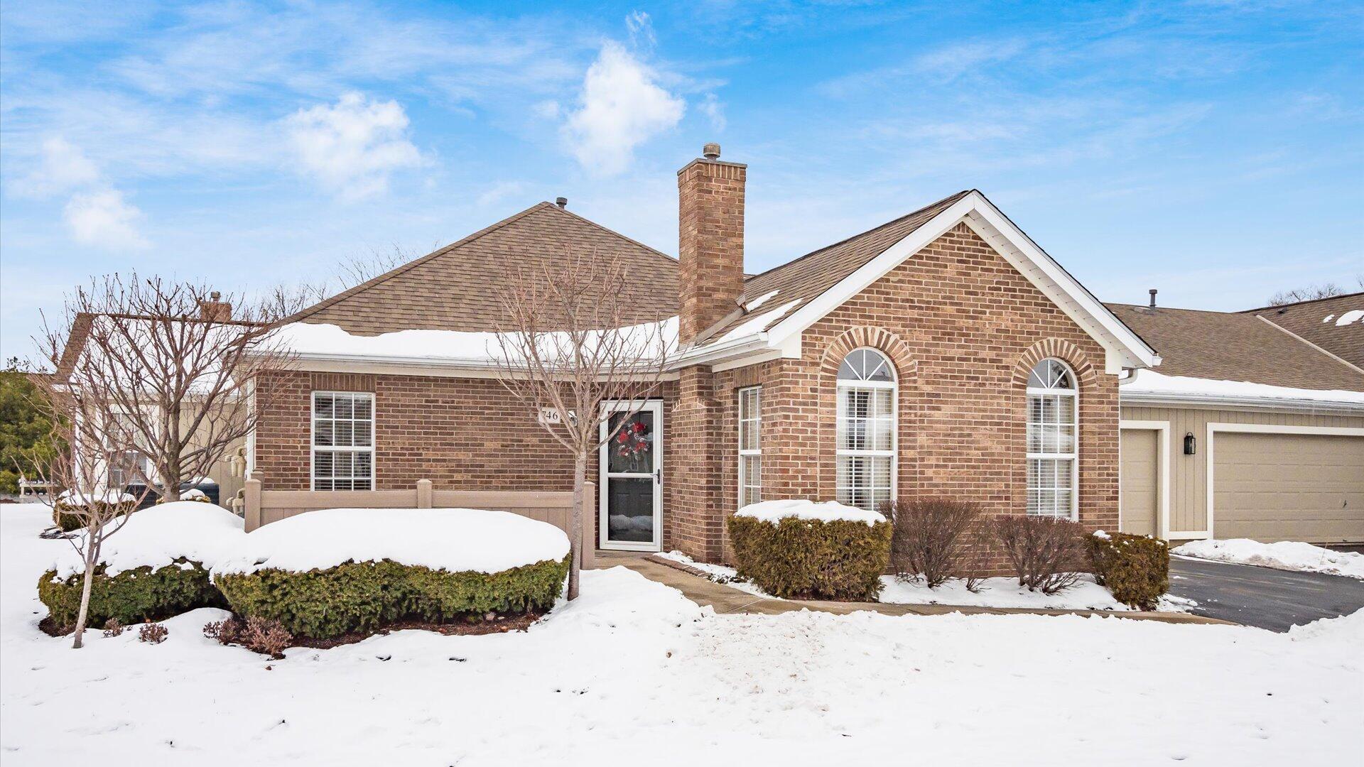 746 Windward Lane Property Photo 1