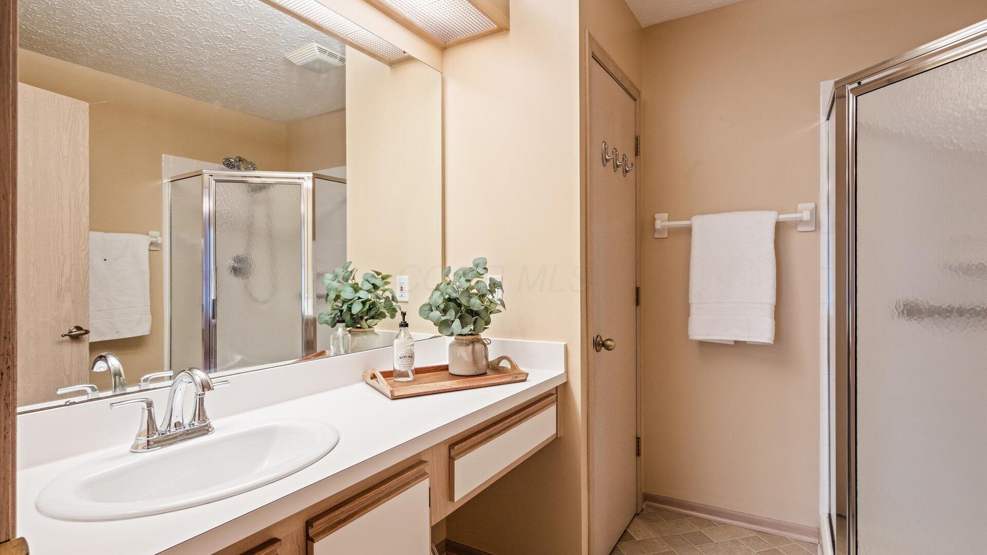 746 Windward Lane Property Photo 17