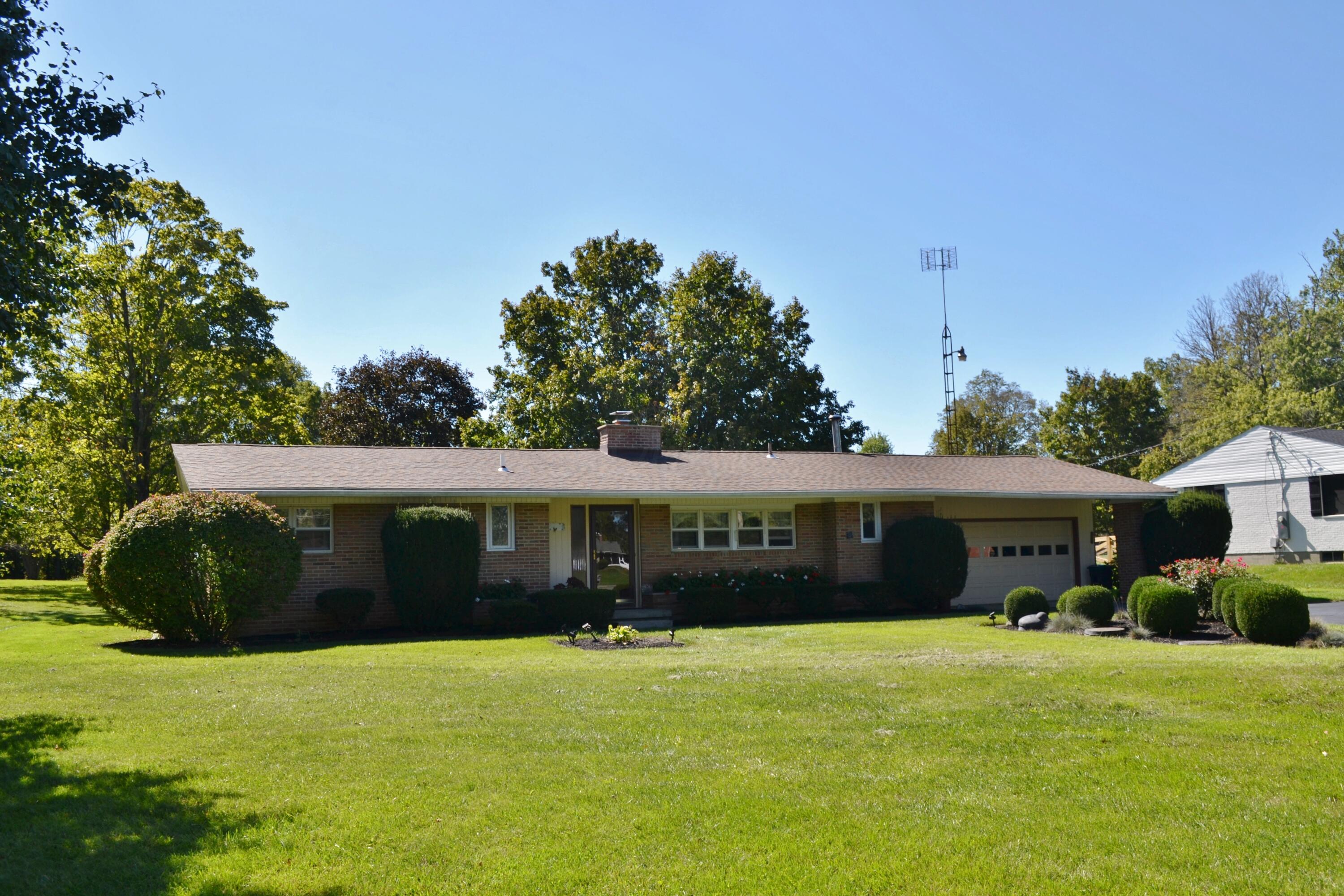 7533 Wrenview Drive Property Photo 4