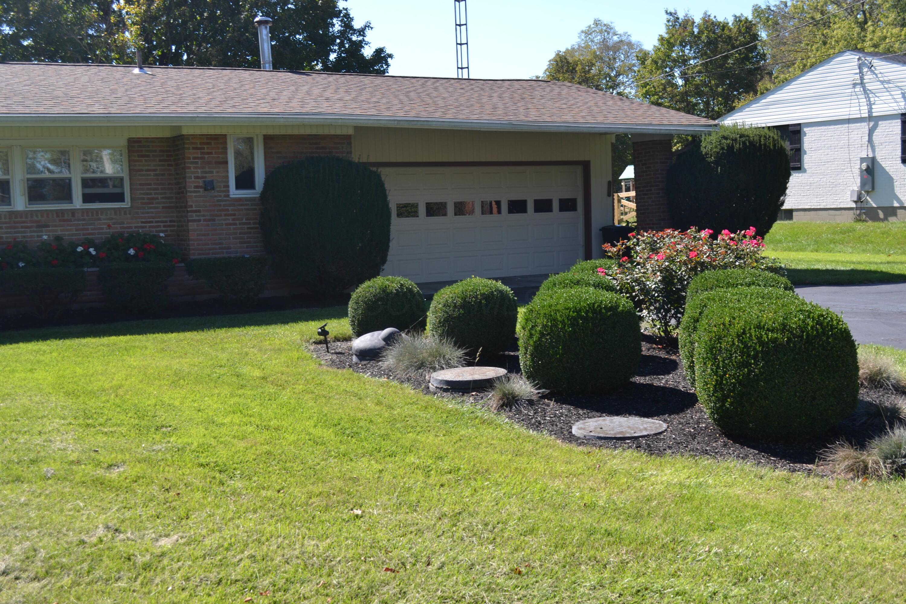 7533 Wrenview Drive Property Photo 5