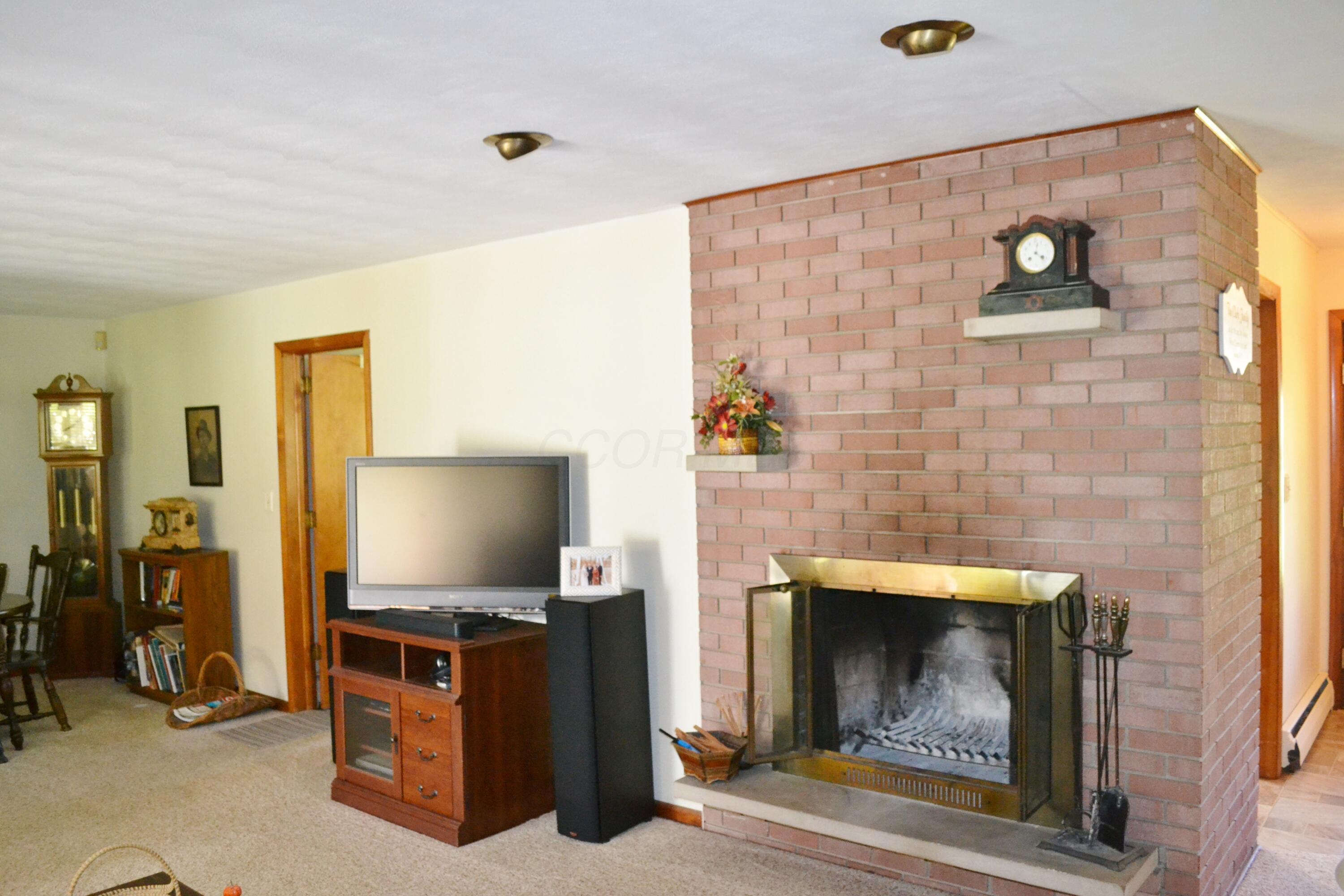 7533 Wrenview Drive Property Photo 9