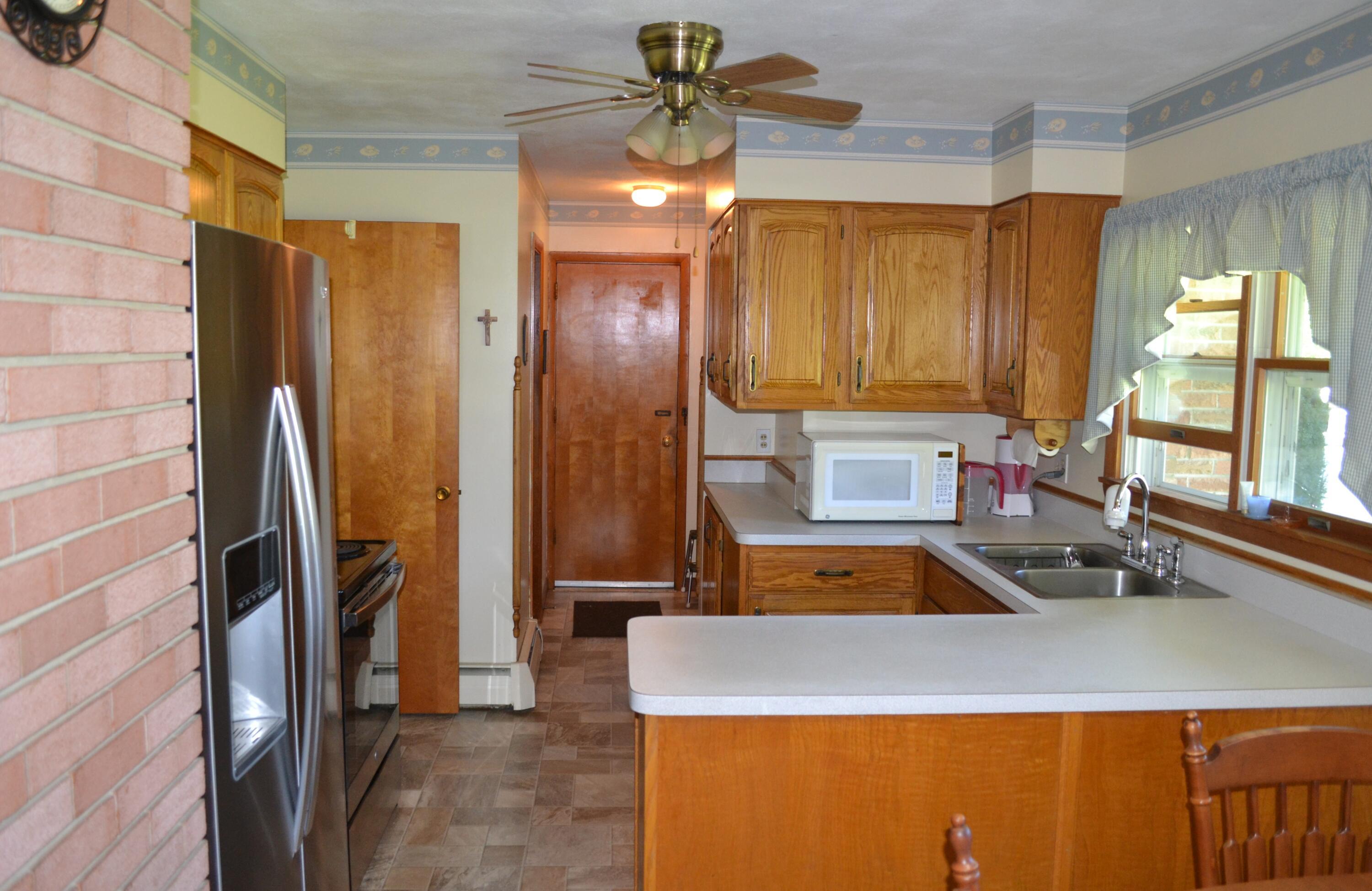 7533 Wrenview Drive Property Photo 28