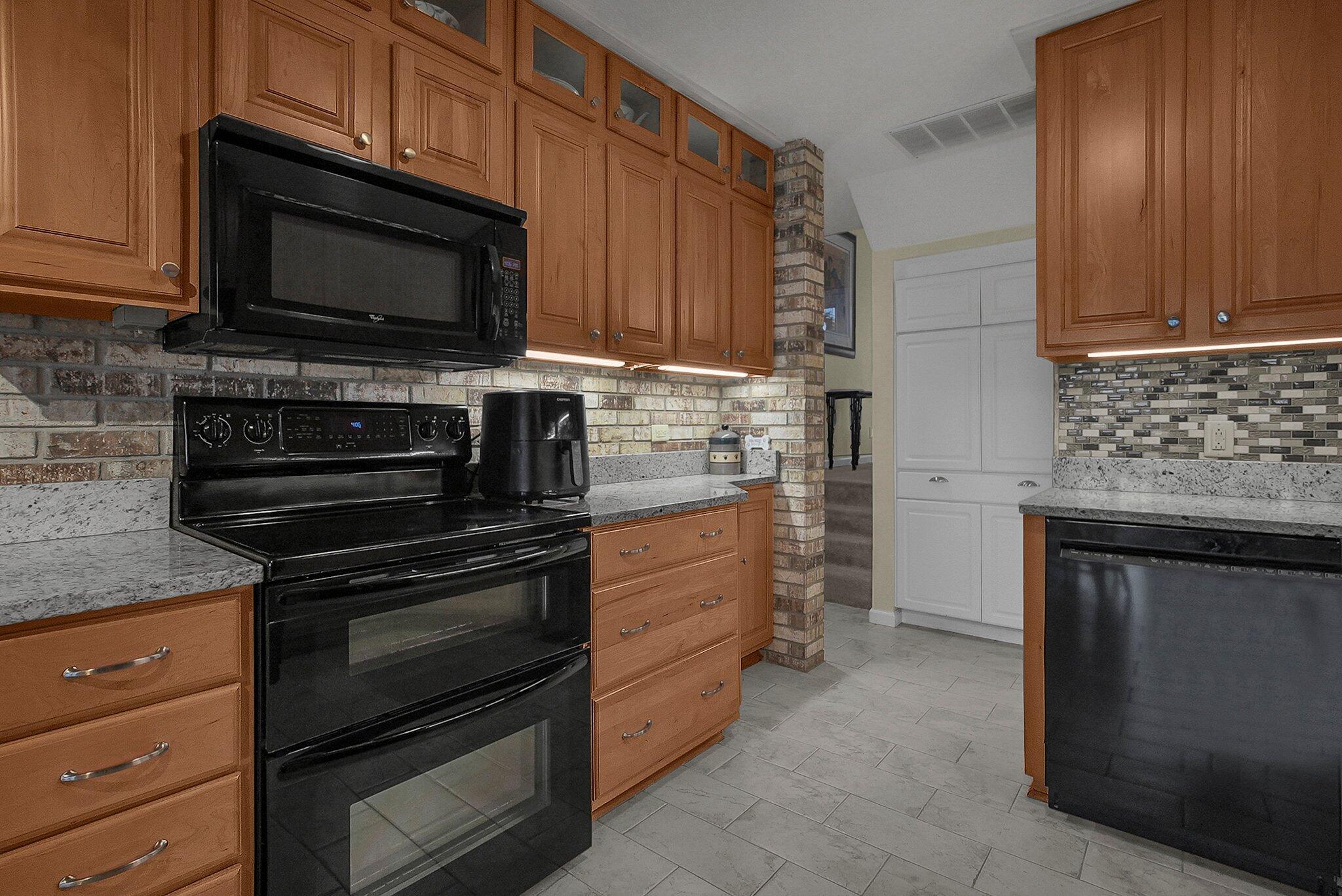 1395 Chickasaw Drive Property Photo 27