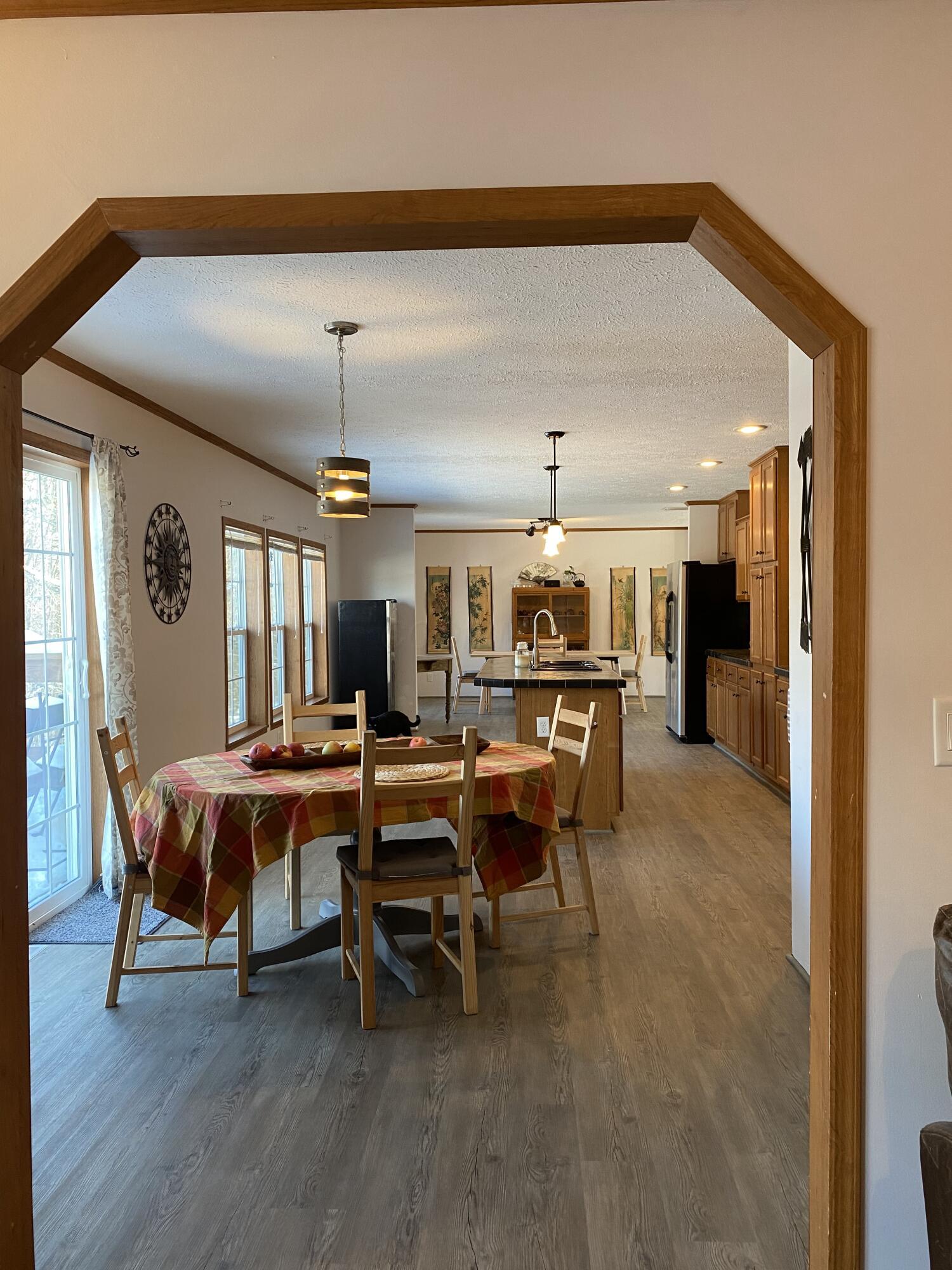 8408 Salem Road Property Photo 4