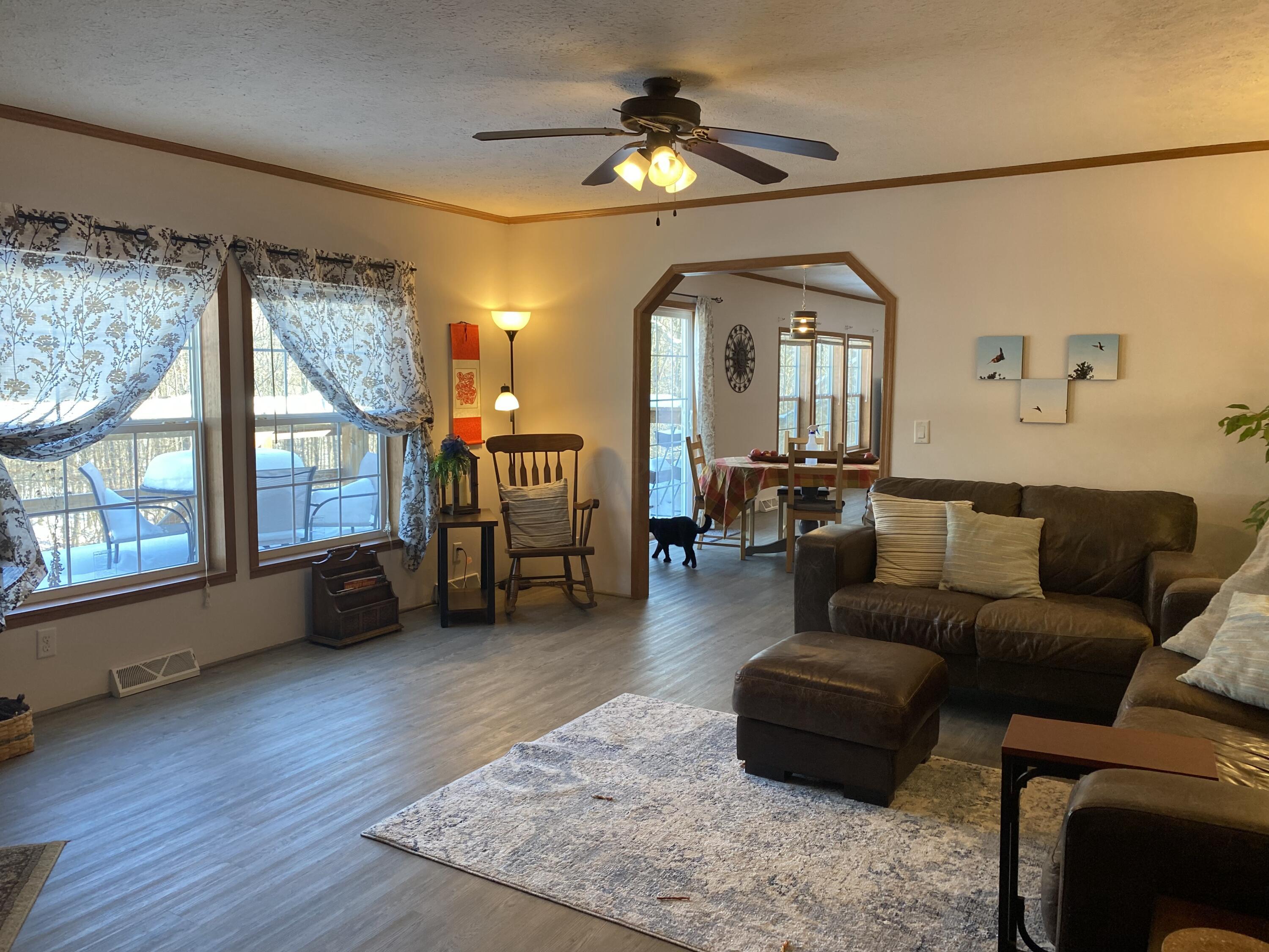 8408 Salem Road Property Photo 5