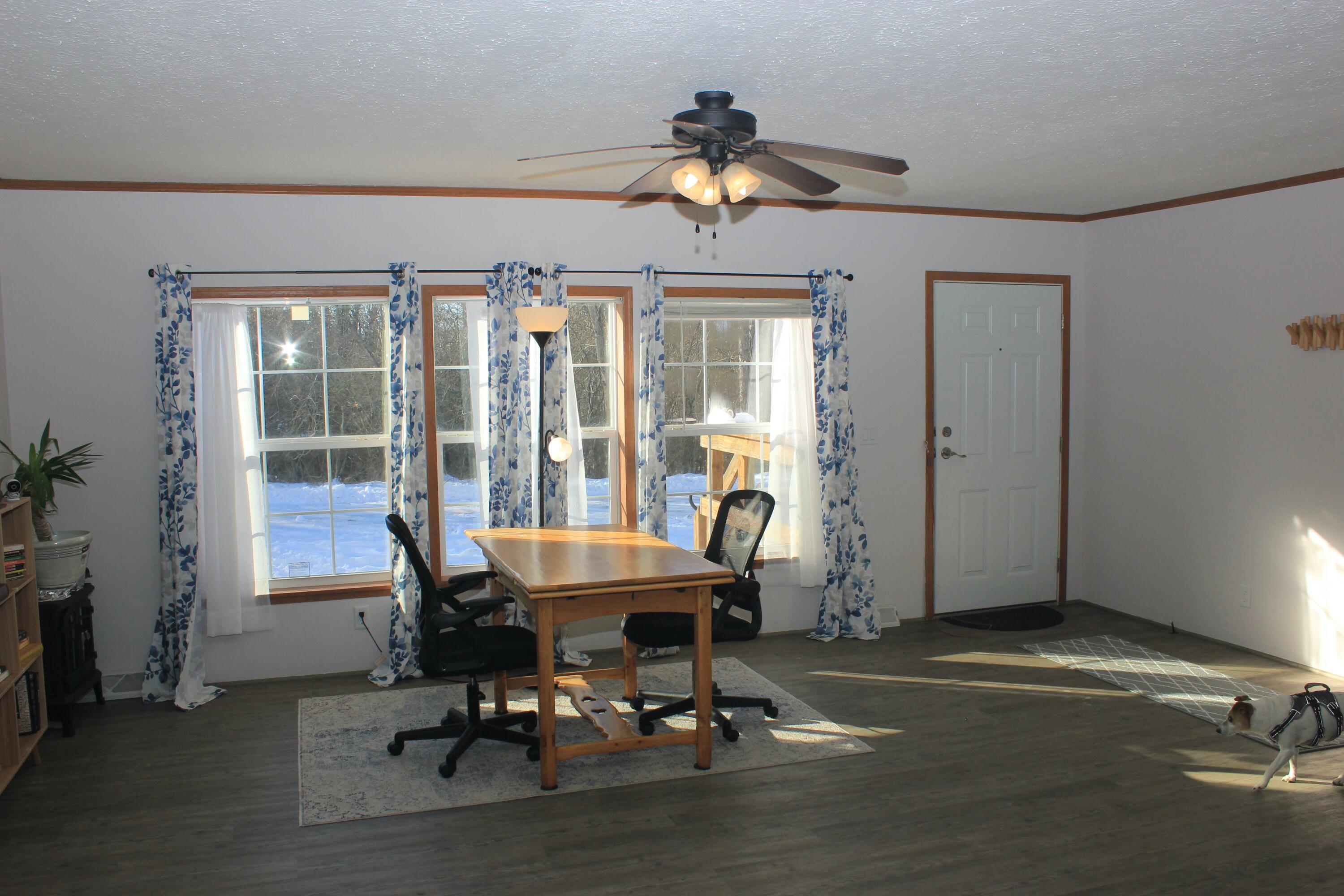 8408 Salem Road Property Photo 10