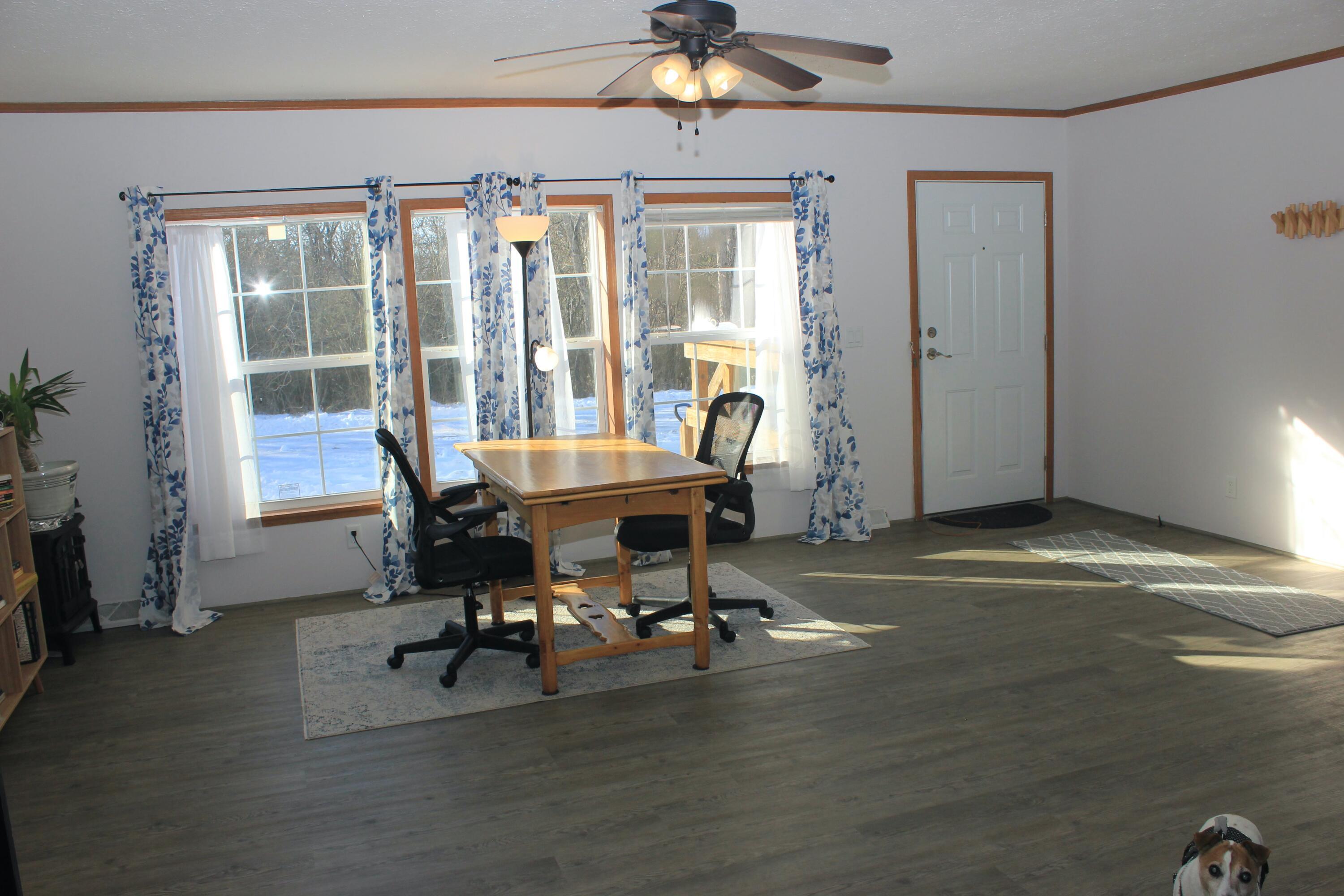 8408 Salem Road Property Photo 11