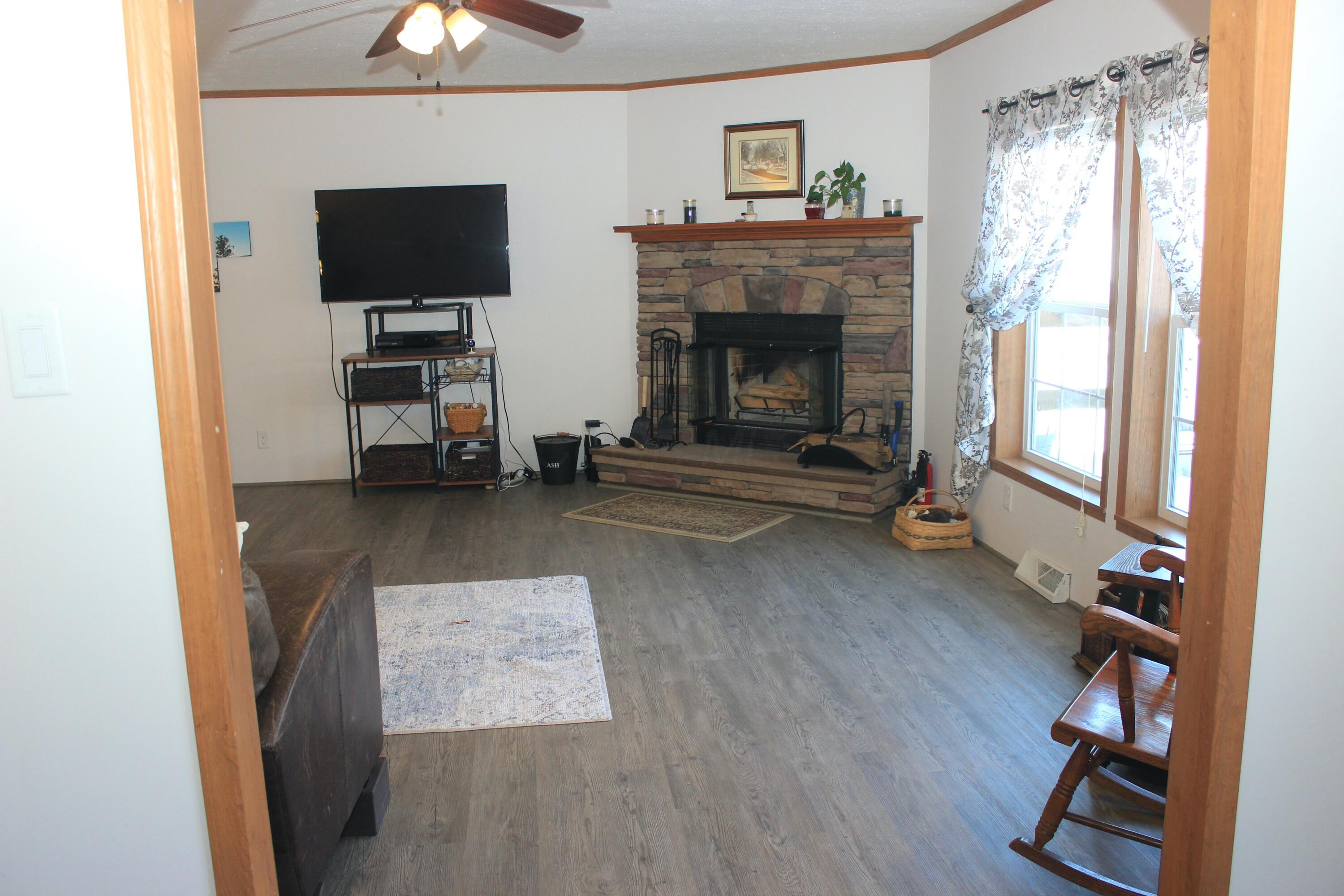 8408 Salem Road Property Photo 25