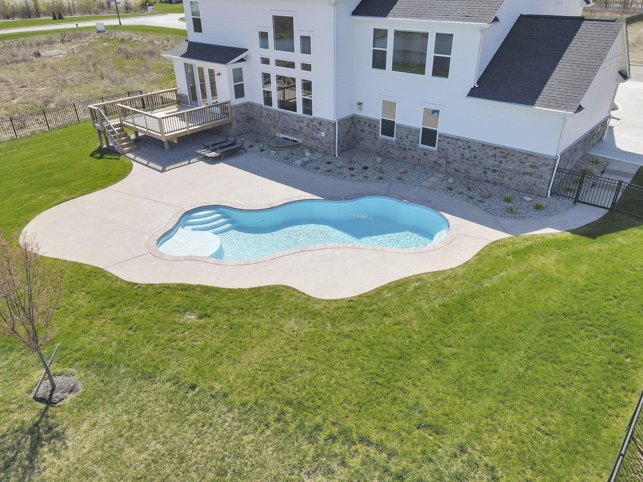 6764 Woodedge Lane Property Photo