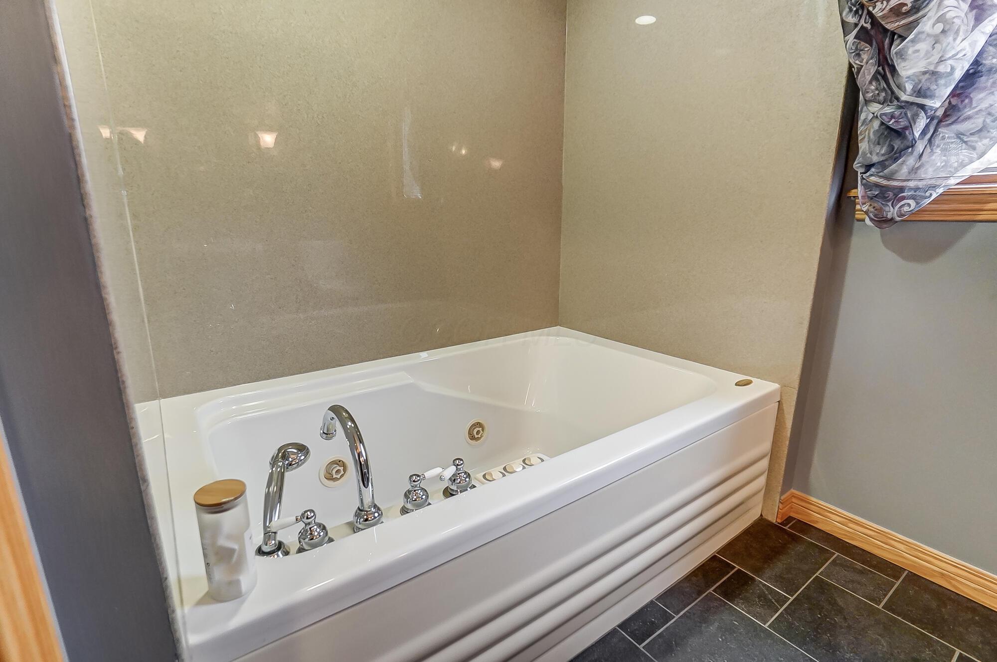 1659 Tremont Road Property Photo 25