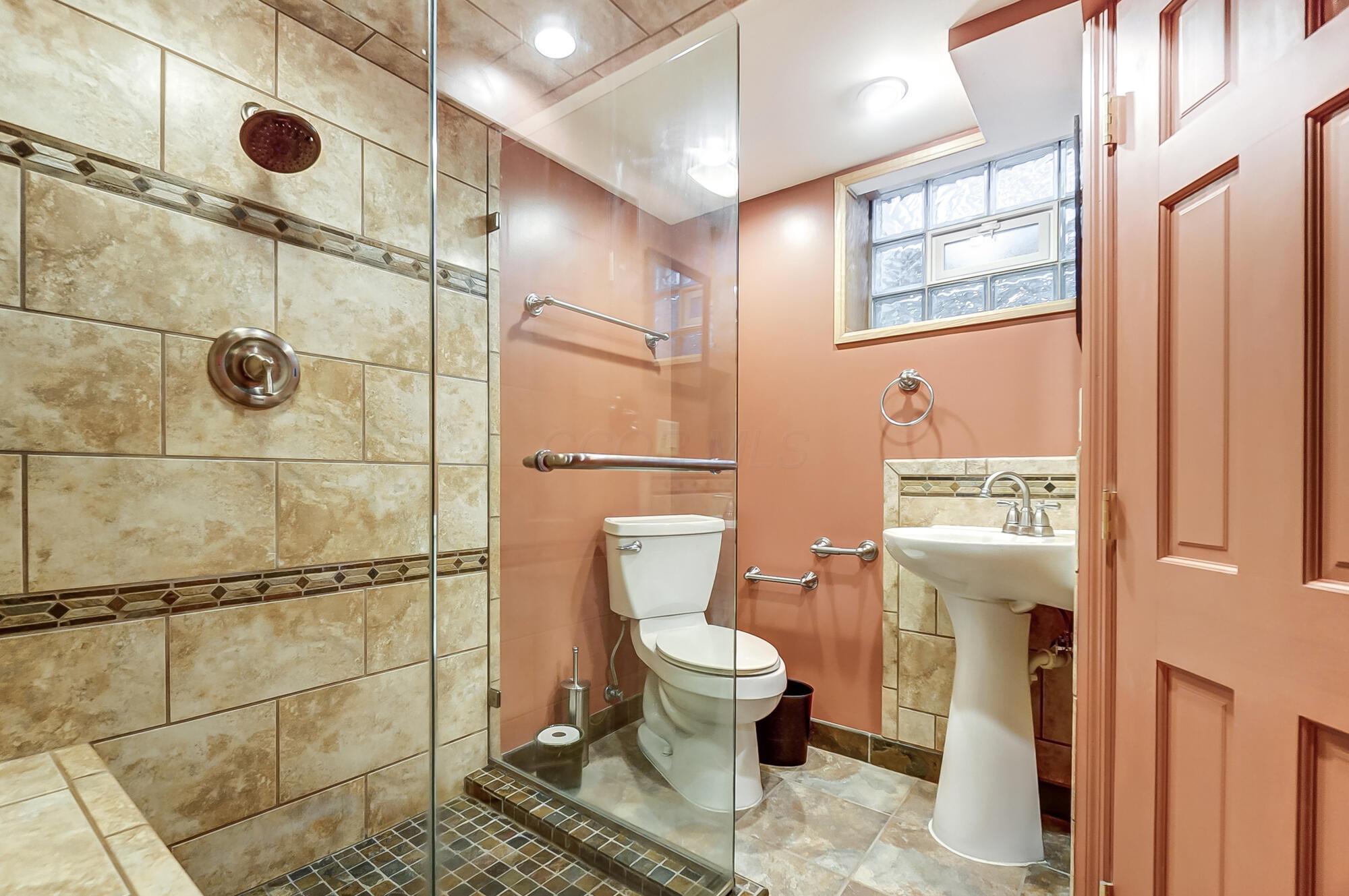 1659 Tremont Road Property Photo 42