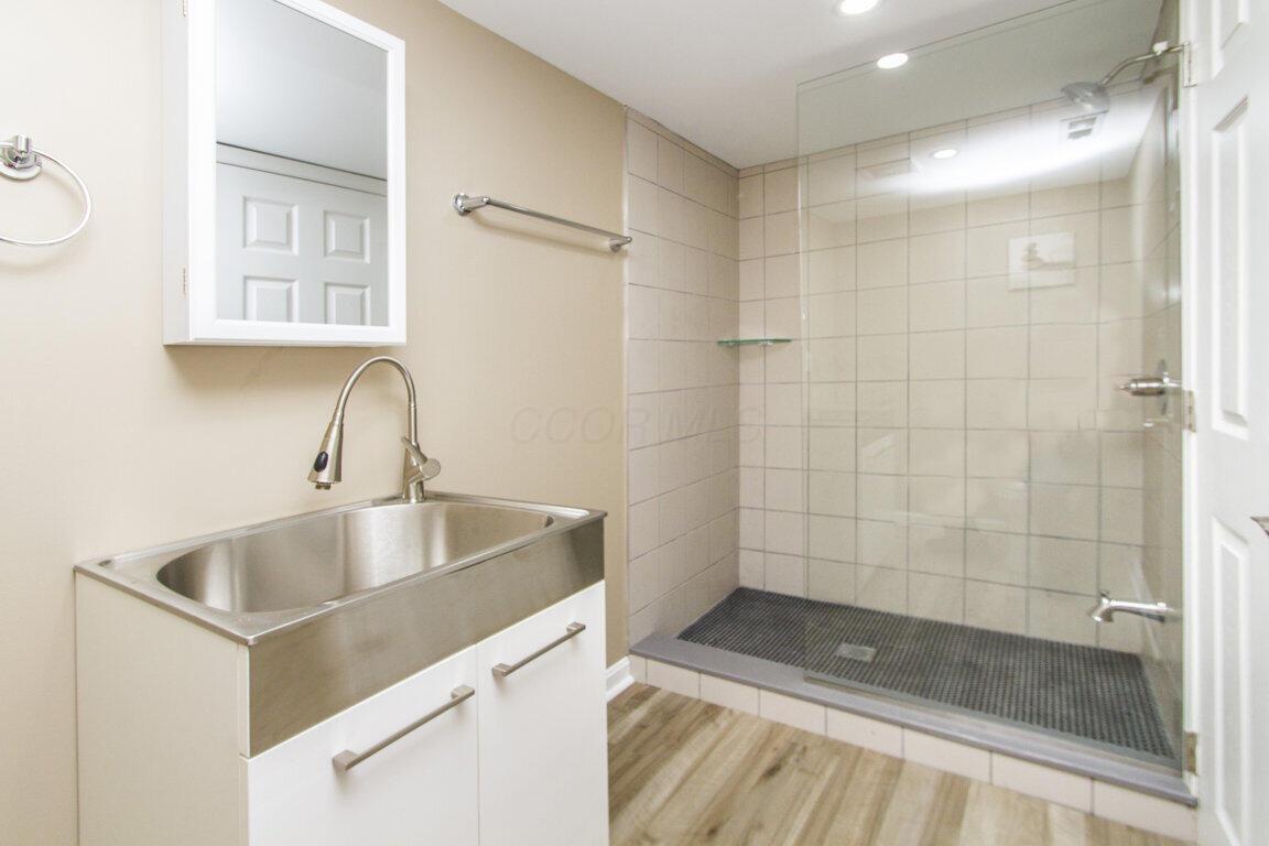 3175 Medway Avenue Property Photo 41