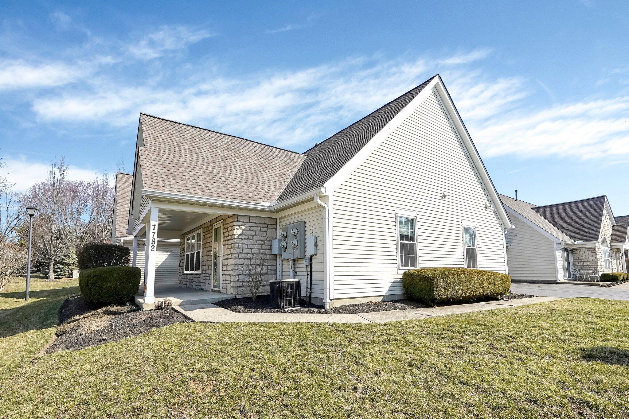7782 N Meadowlark Lane N Property Photo 1