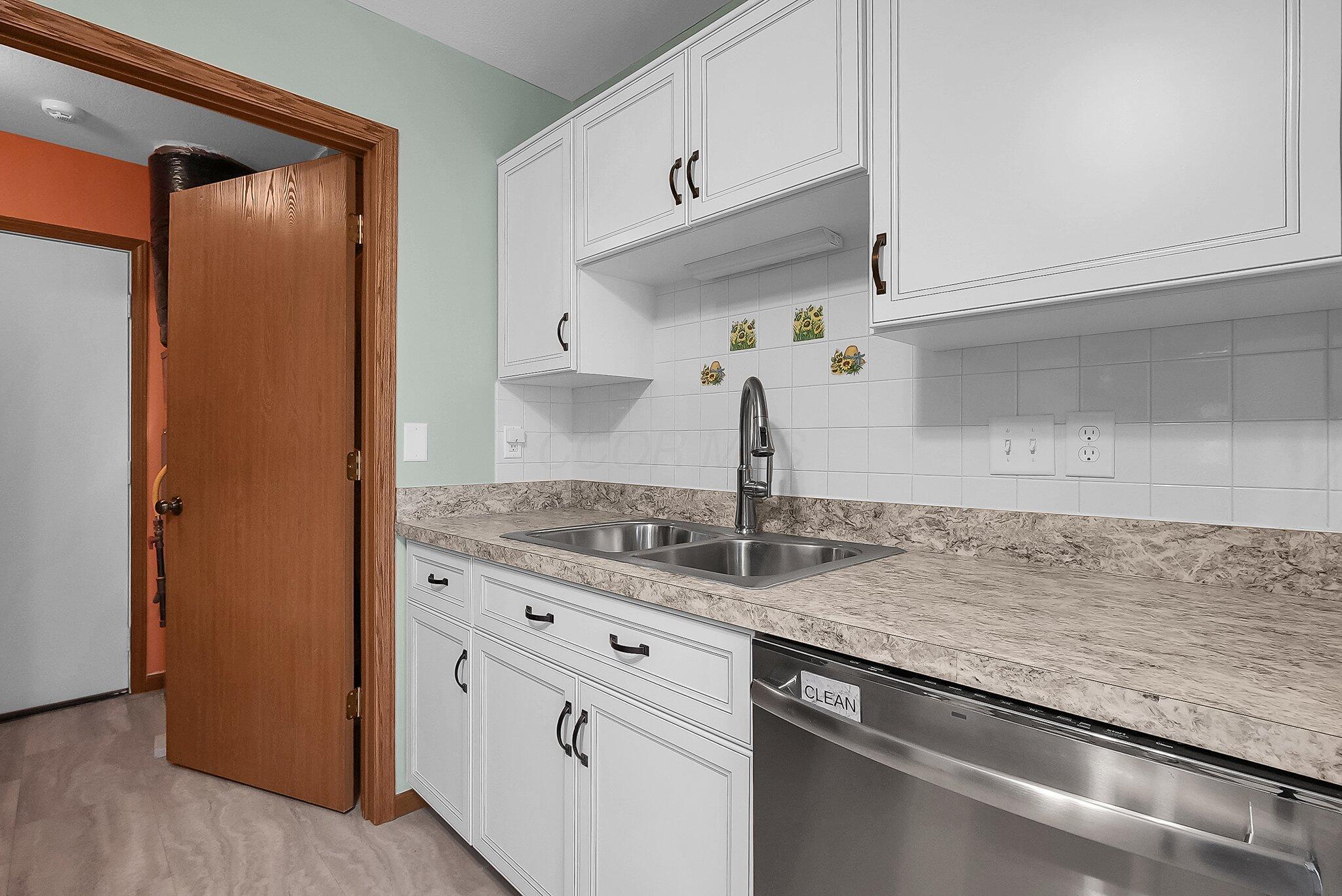 7782 N Meadowlark Lane N Property Photo 16