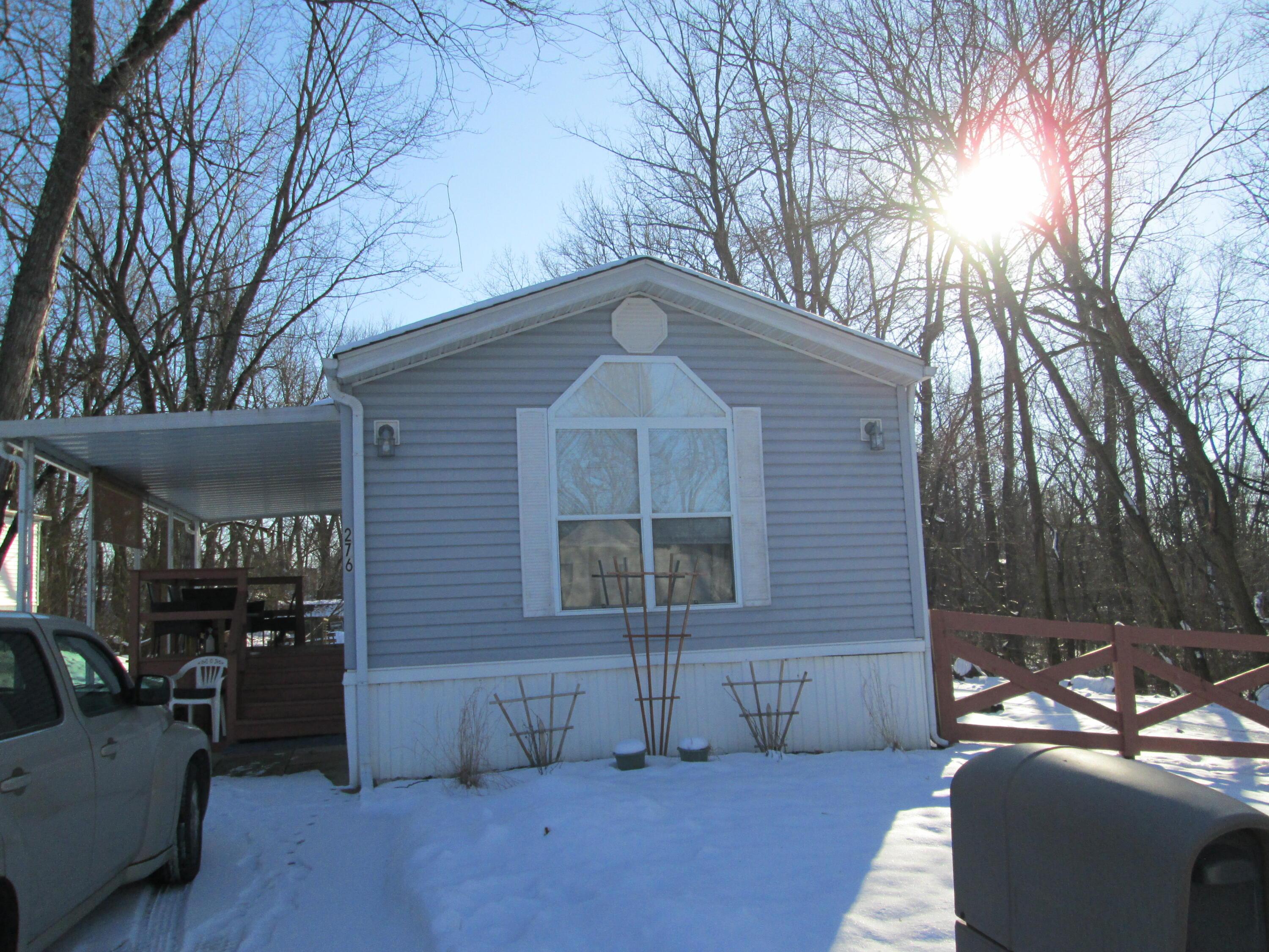 276 Robin Lane Property Photo 1