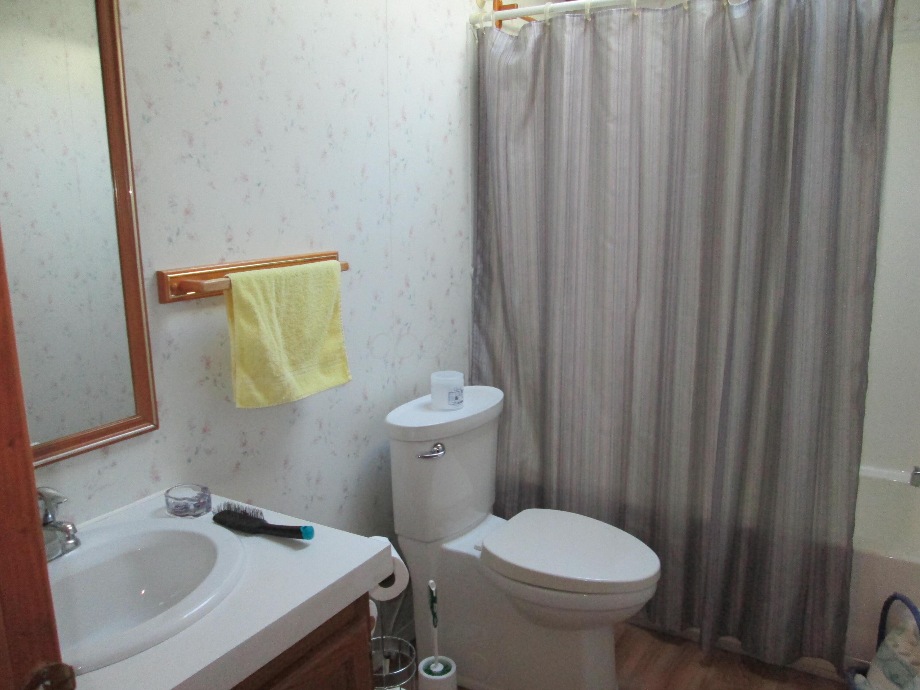 276 Robin Lane Property Photo 13