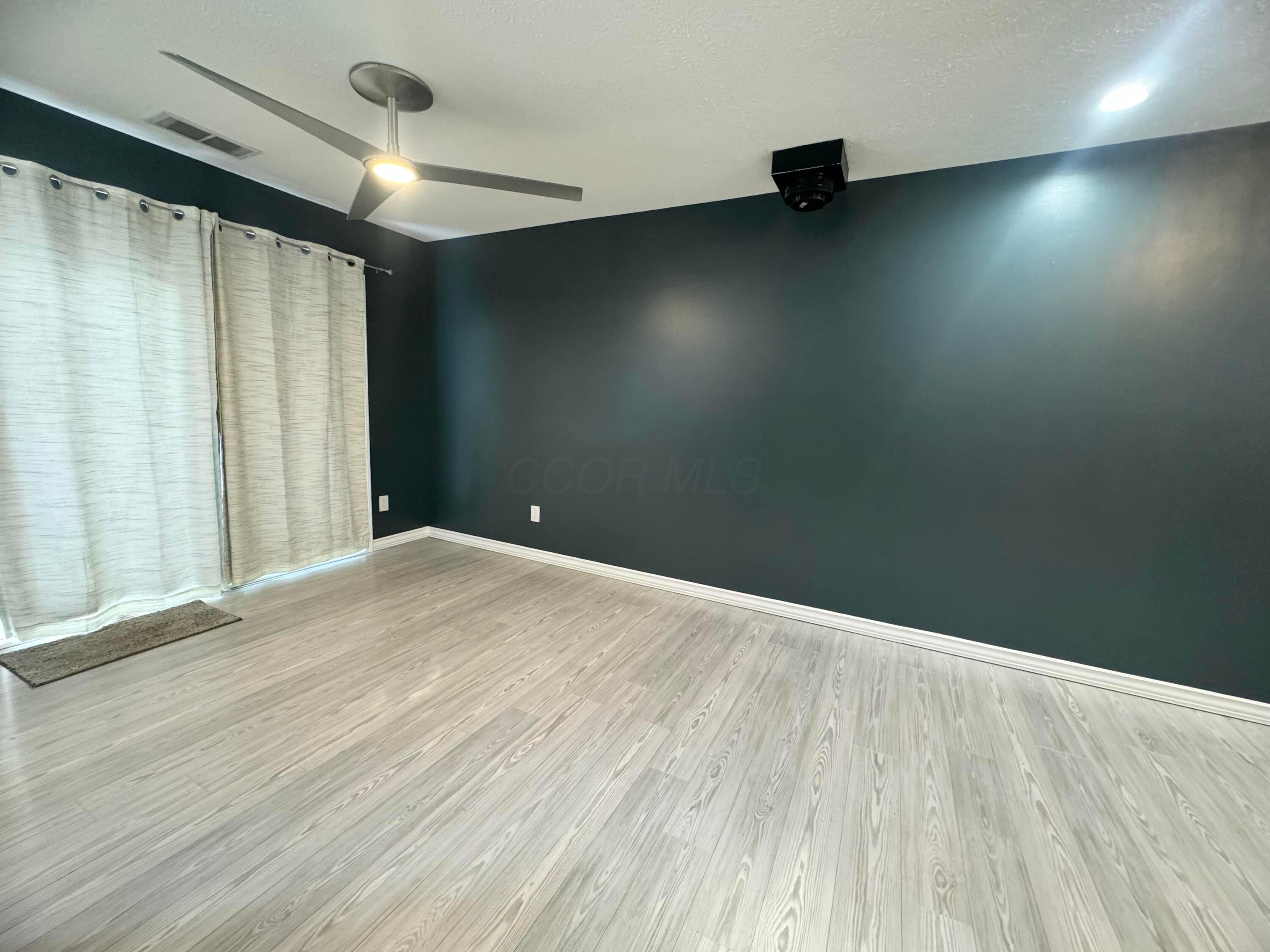 43 S Highland Court Property Photo 8