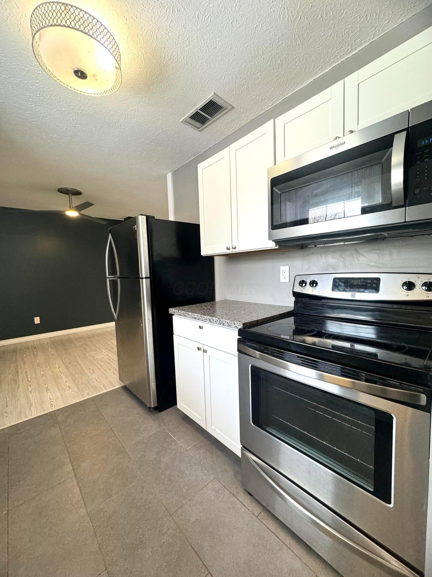 43 S Highland Court Property Photo 11