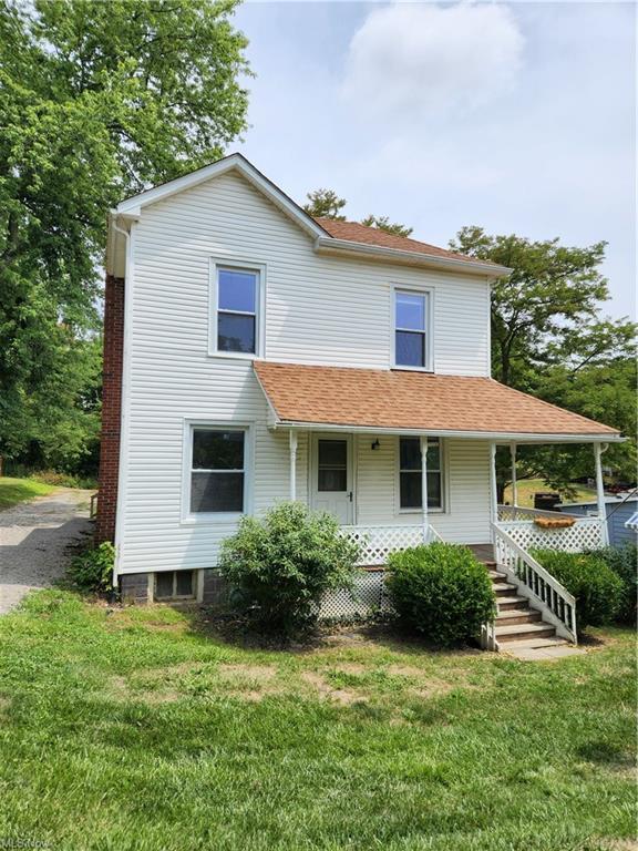 324 W Cross Street Property Photo 1