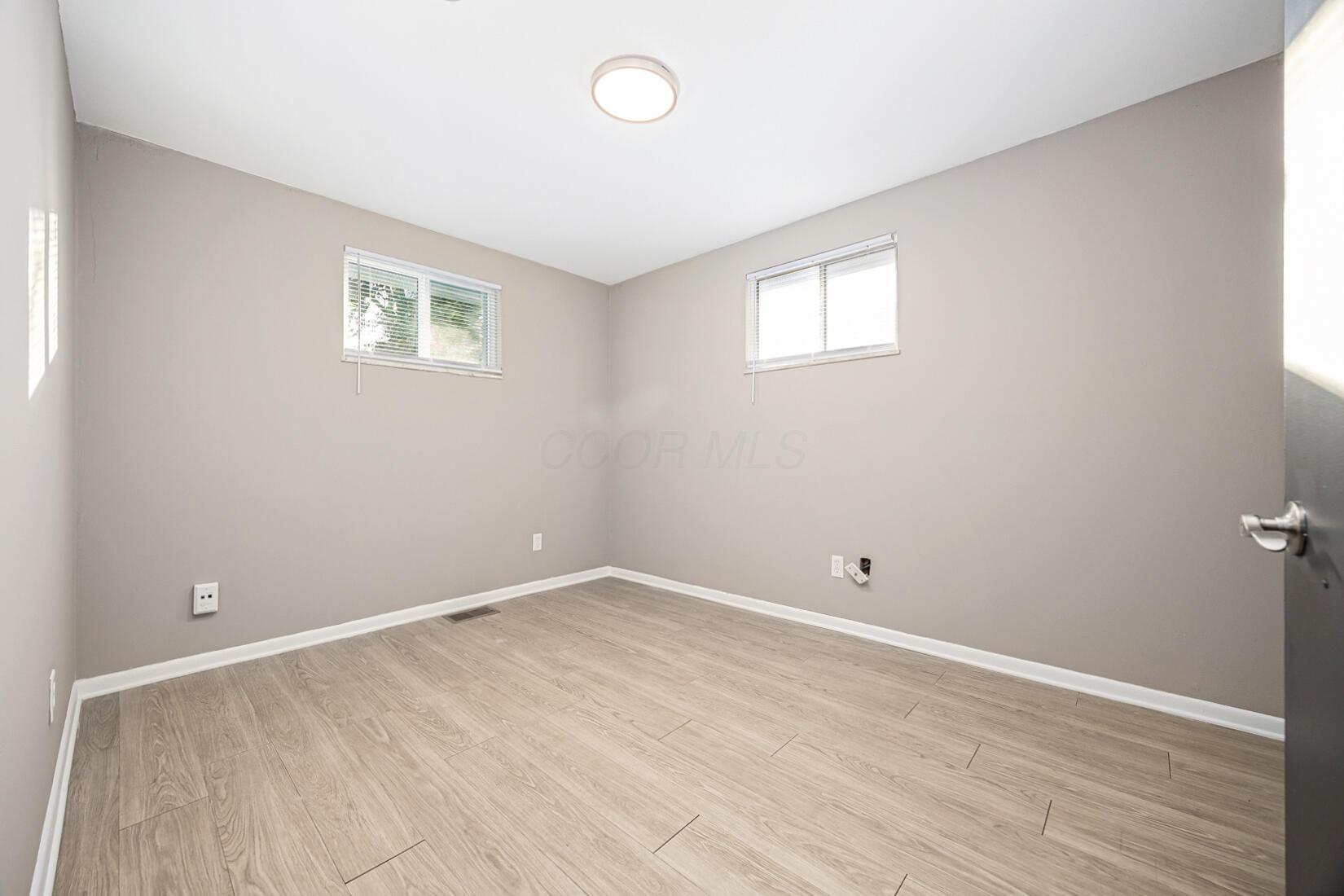 855 Oakland Park Avenue Property Photo 16