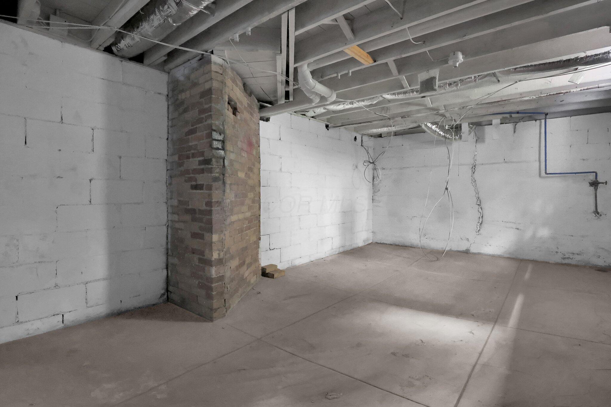 132 E Paint Street Property Photo 22
